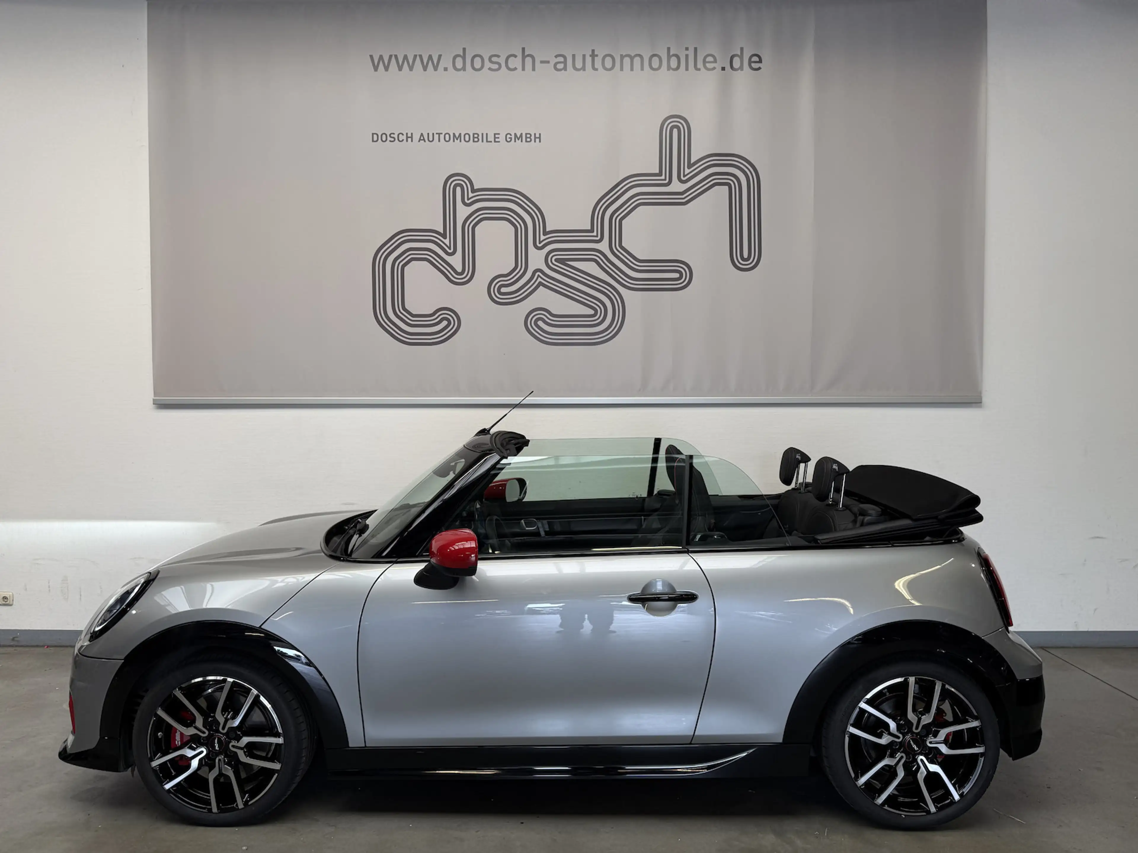 MINI John Cooper Works Cabrio John Cooper Works John Cooper Works Trim — photo 2