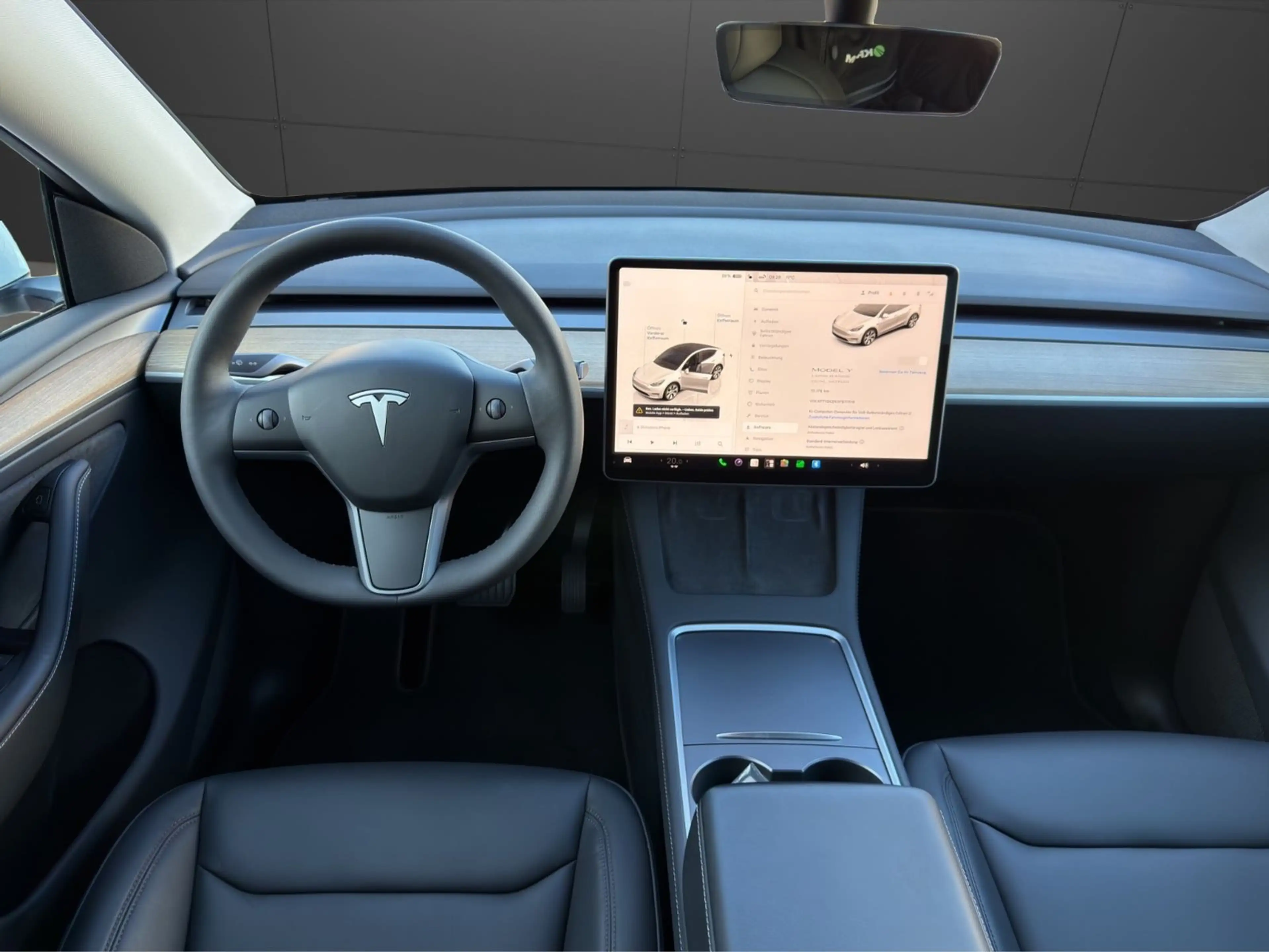 Tesla Model Y Long Range Dual AWD Wärmepumpe PANO 360° — photo 15