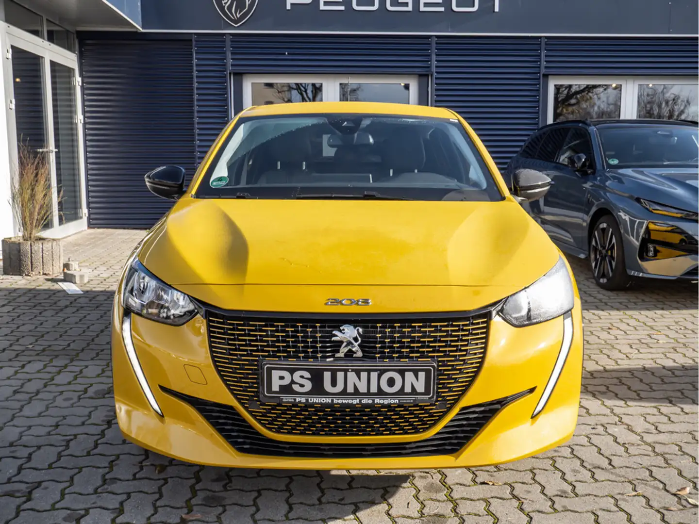 Peugeot e-208 Gelb - 2