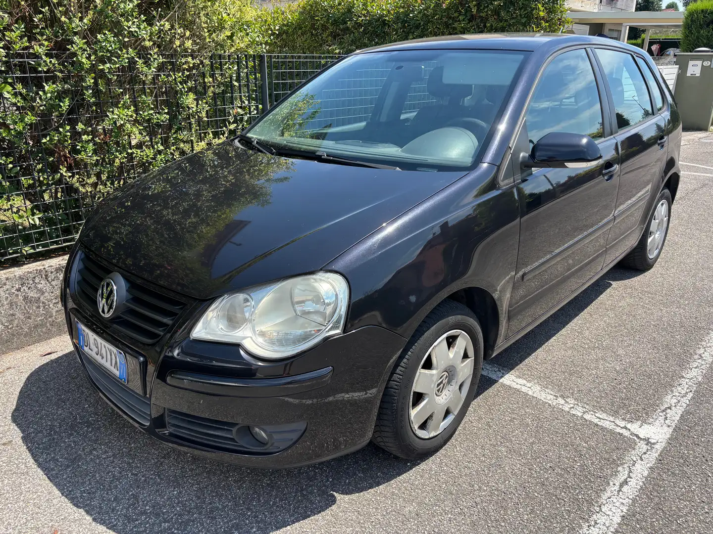 Volkswagen Polo Nero - 1