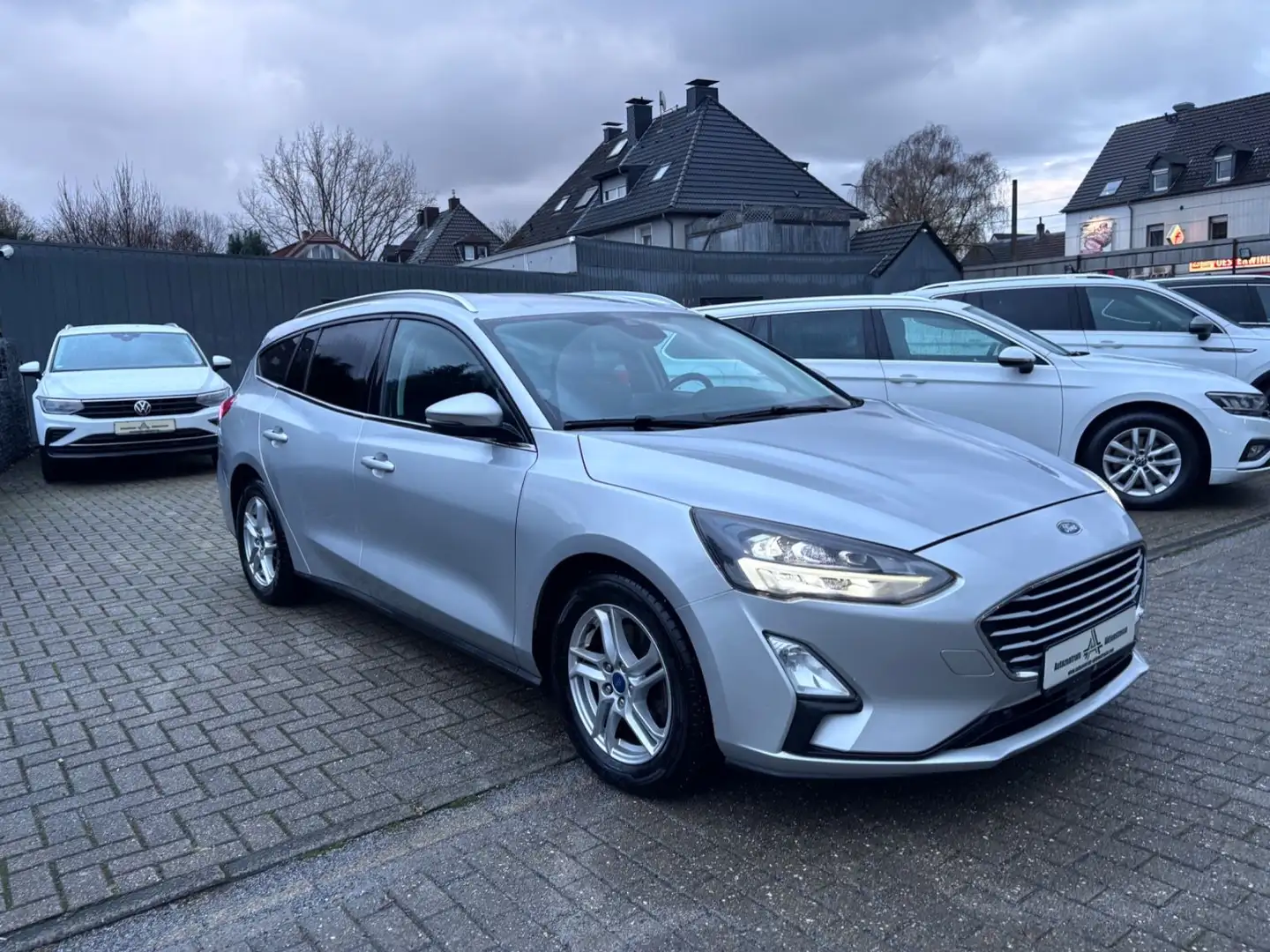 Ford Focus Turnier Cool & Connect LED DAB Lenkradheiz Silber - 1