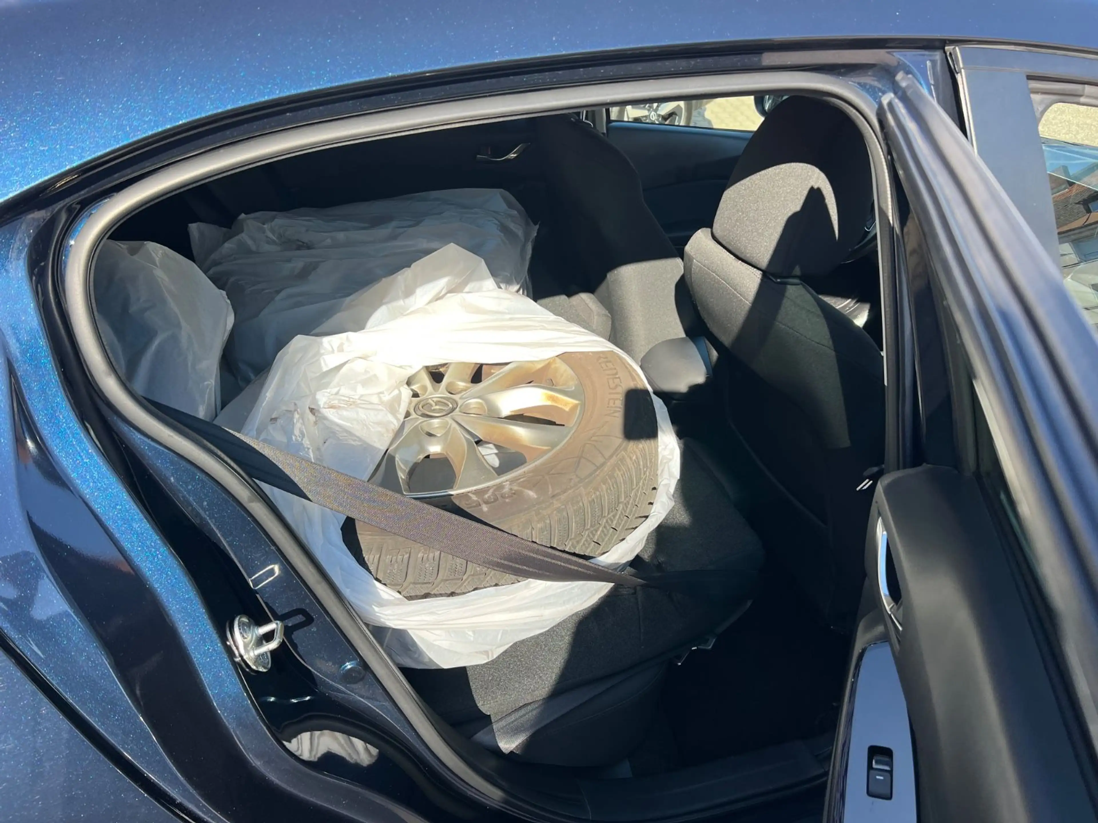 Mazda 3 Lim. Exclusive-Line — photo 9