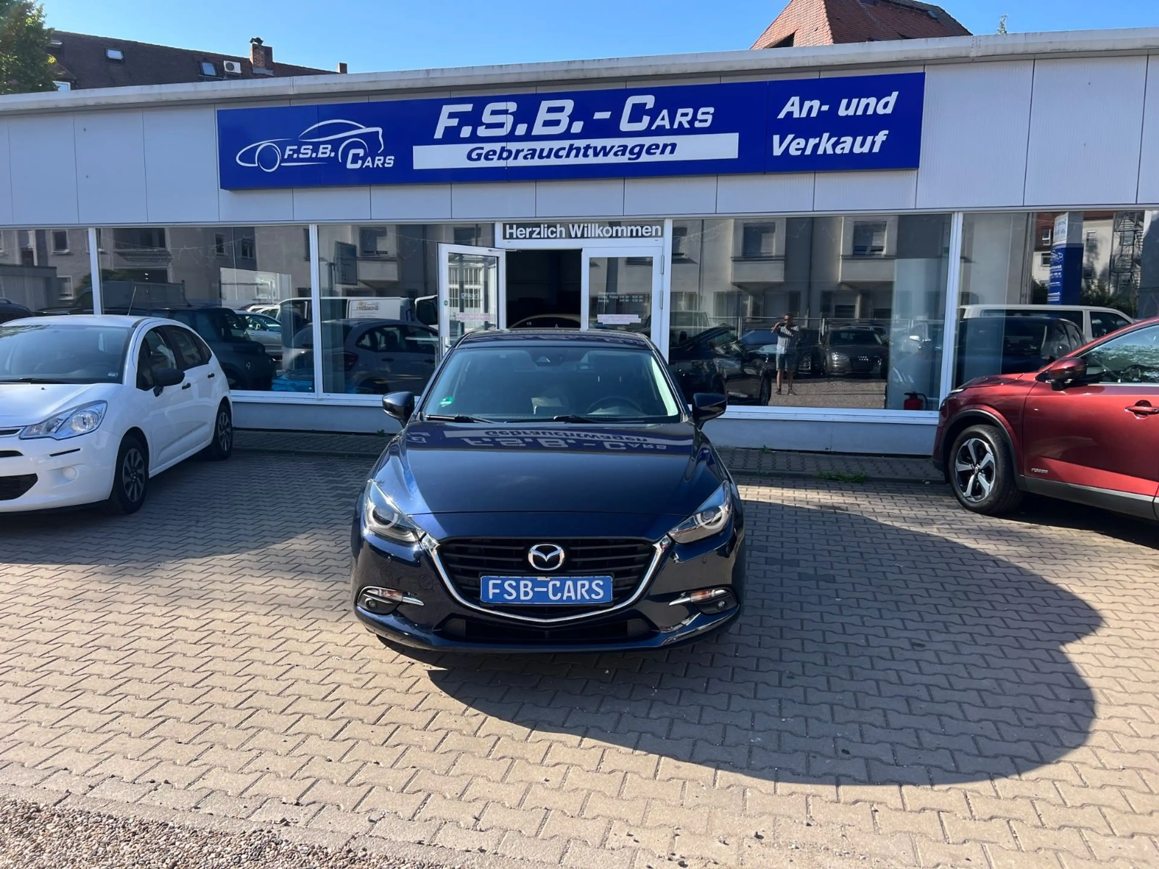 Mazda 3 Lim. Exclusive-Line — photo 2