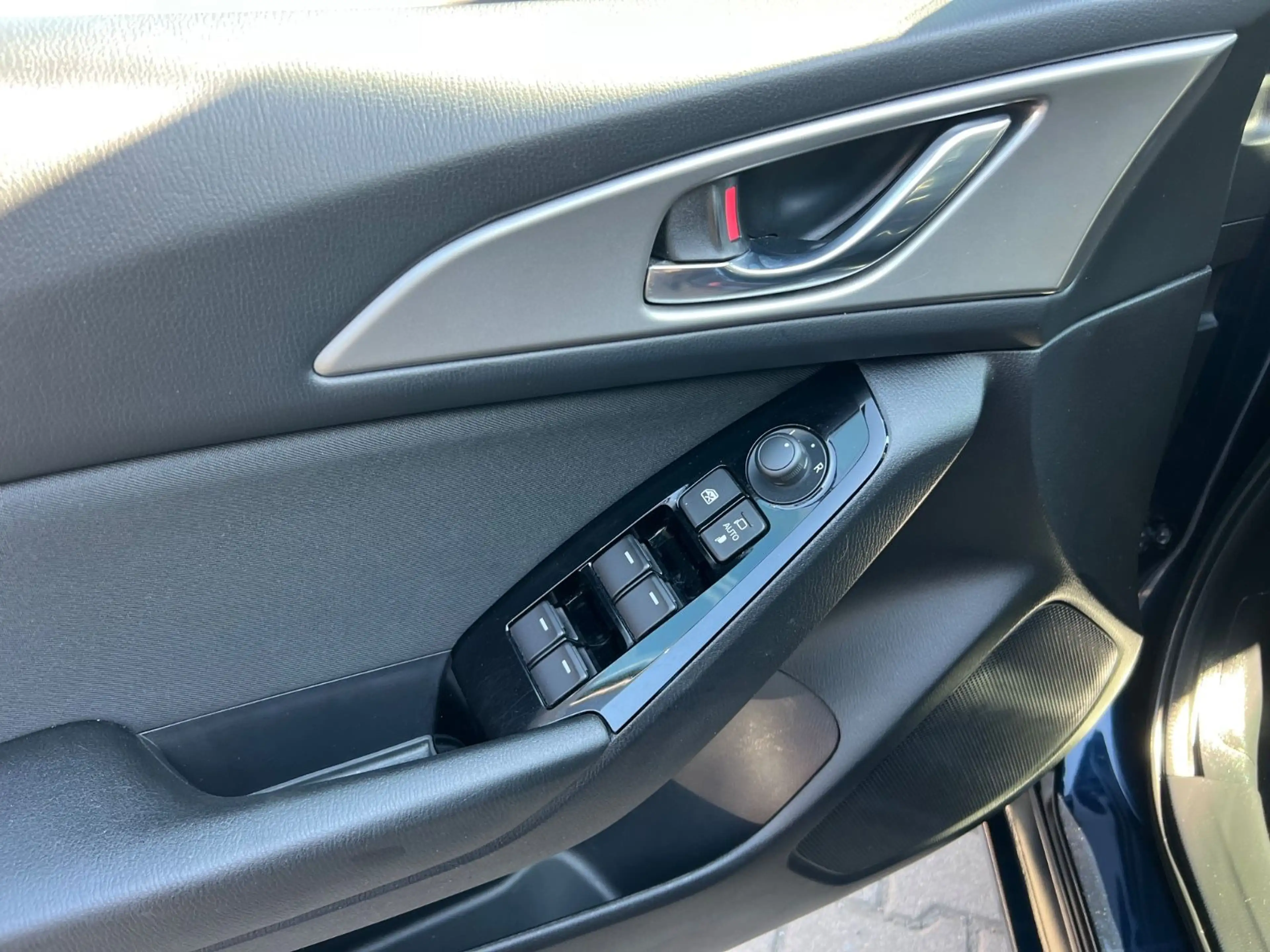 Mazda 3 Lim. Exclusive-Line — photo 14