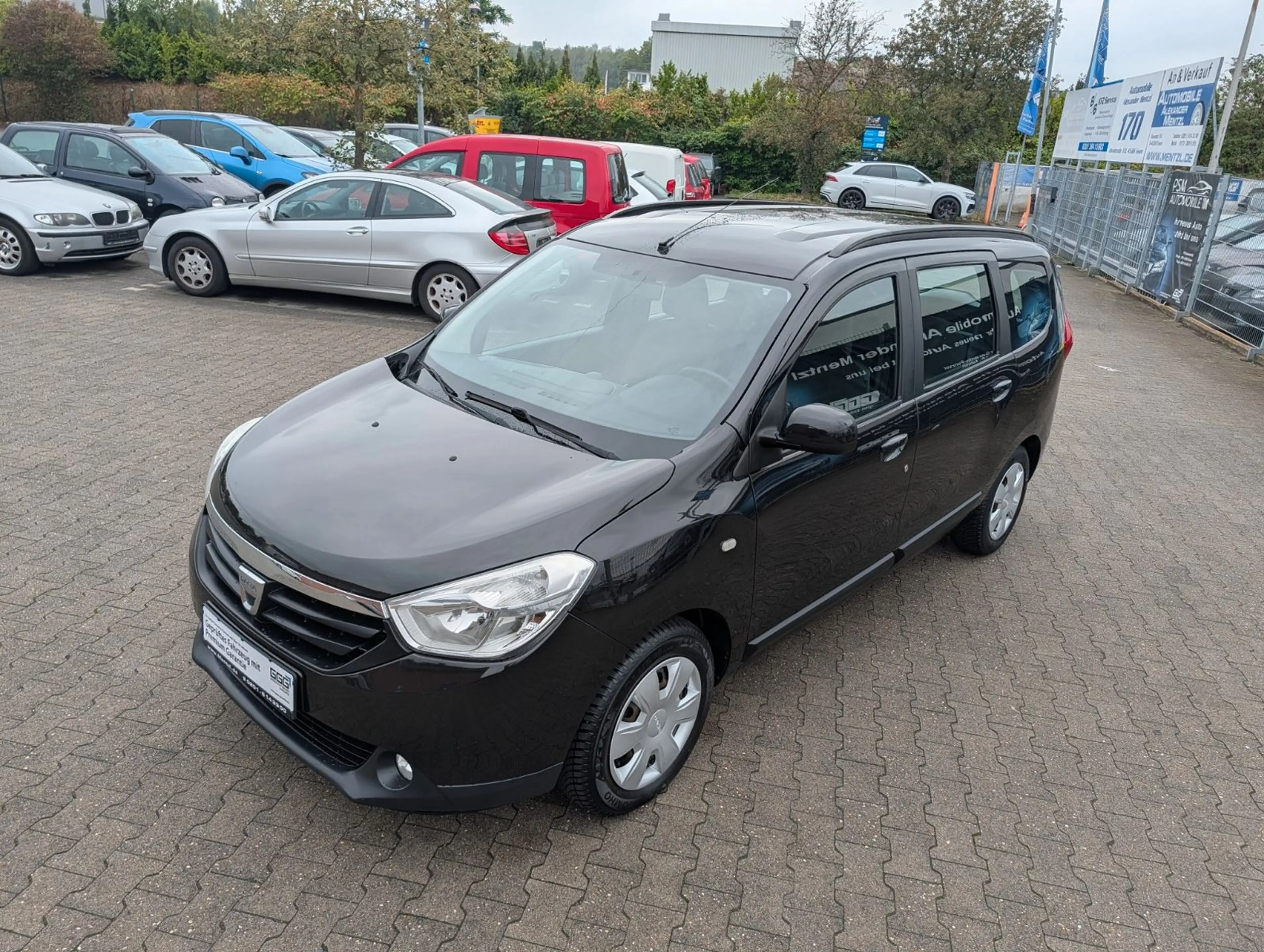 Dacia Lodgy Prestige GARANTIE KLIMA NAVI SITZHEIZUNG — photo 4