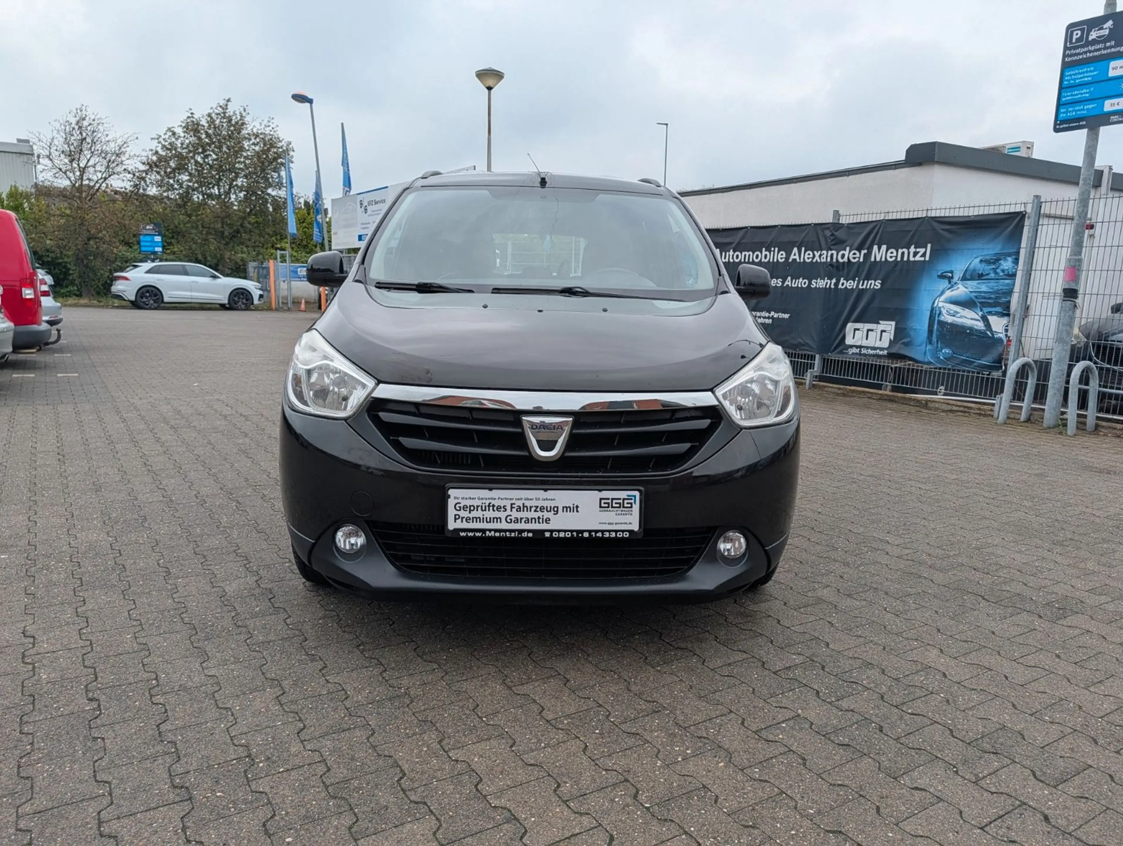 Dacia Lodgy Prestige GARANTIE KLIMA NAVI SITZHEIZUNG — photo 2