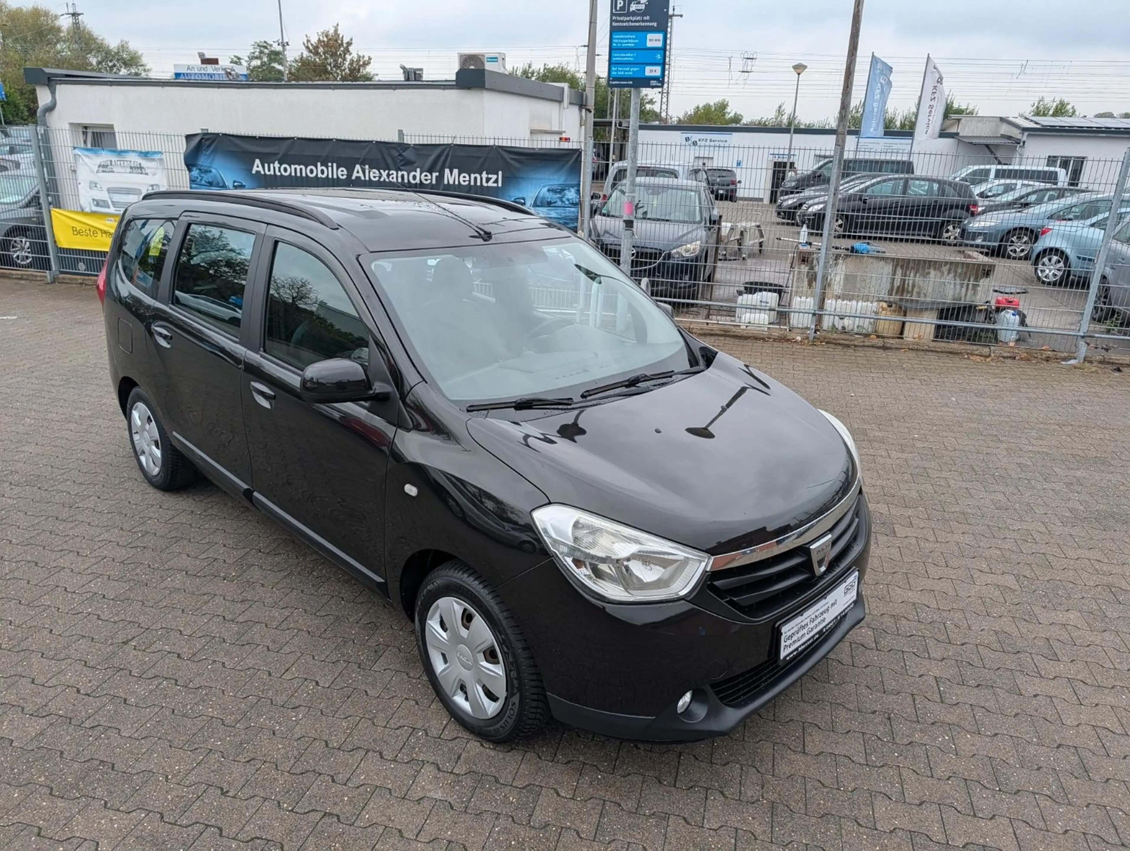 Dacia Lodgy Prestige GARANTIE KLIMA NAVI SITZHEIZUNG — photo 5