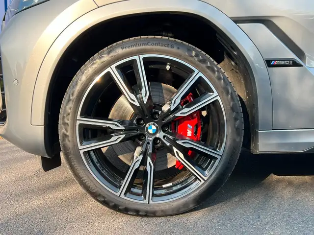 BMW X6 view 9