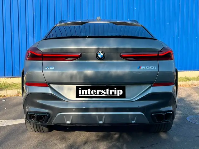 BMW X6 view 5