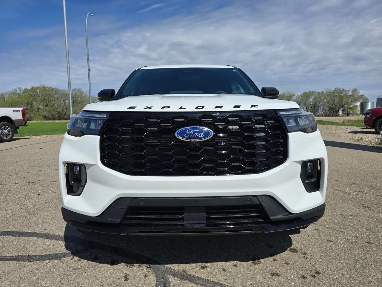 Ford Explorer снимка Ford Explorer