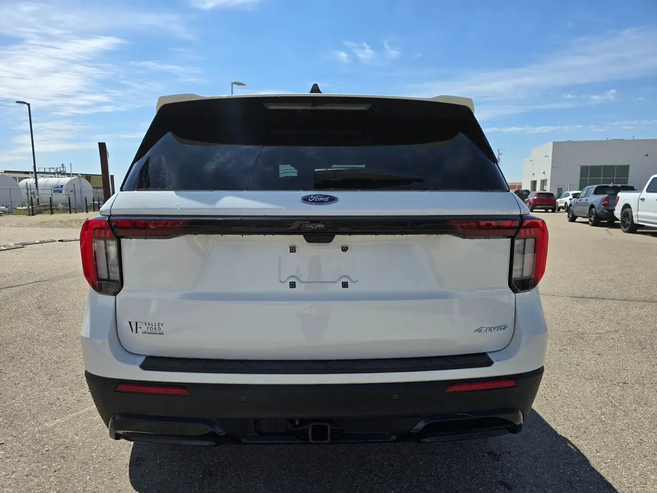 Ford Explorer снимка Ford Explorer