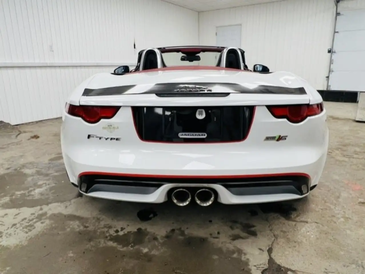Jaguar F-Type снимка Jaguar F-Type