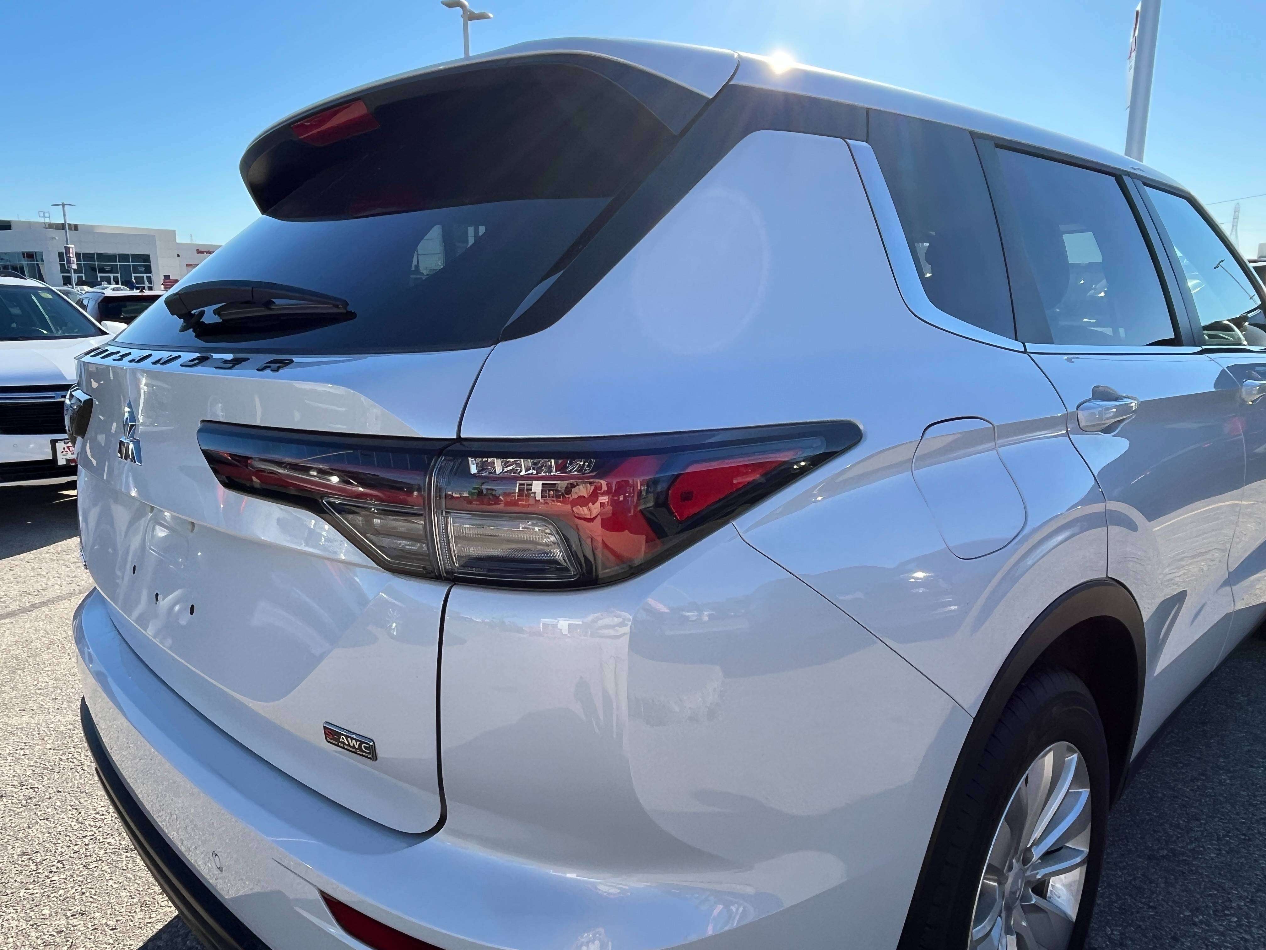 2025 Mitsubishi Outlander