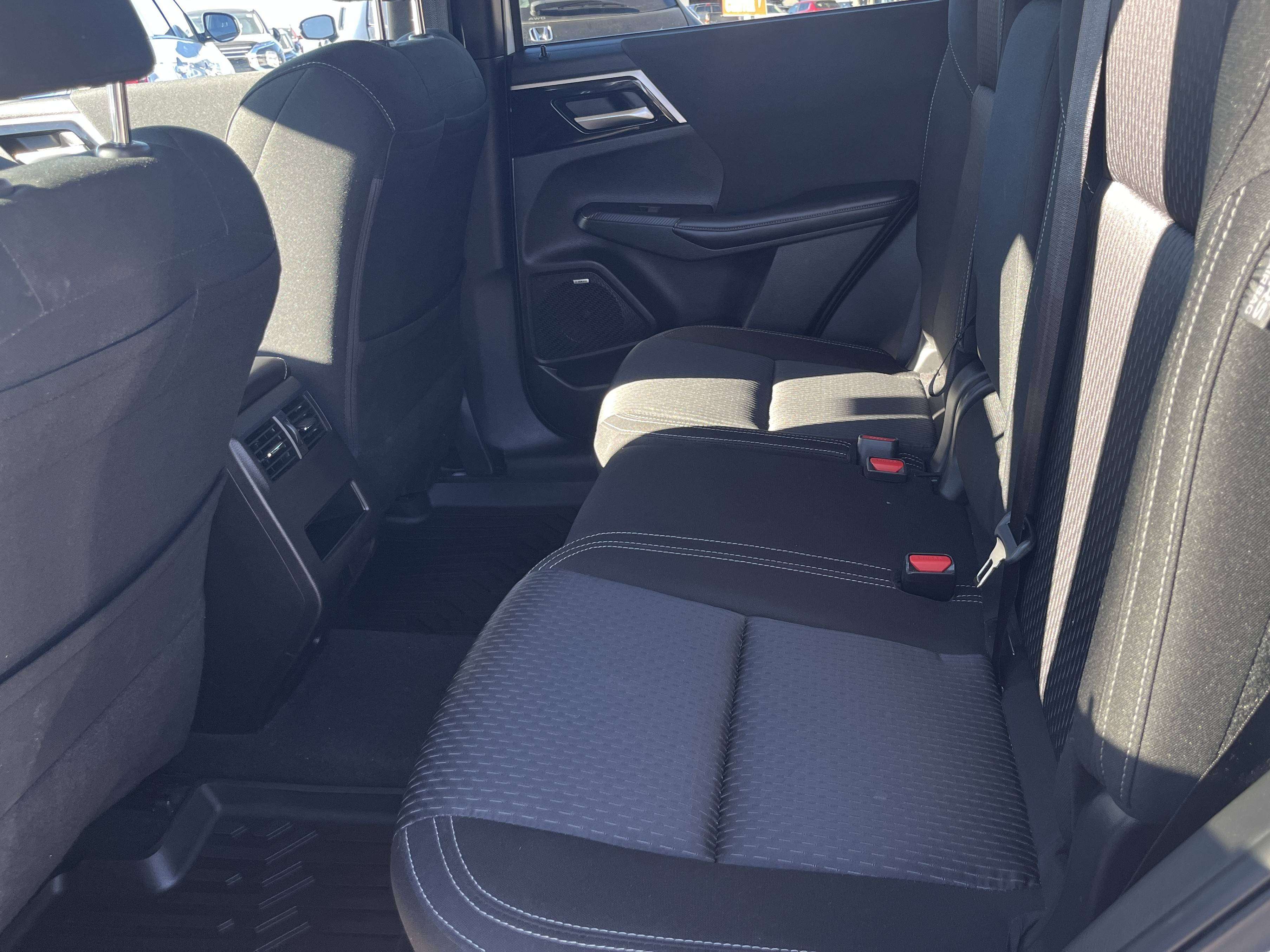 2025 Mitsubishi Outlander
