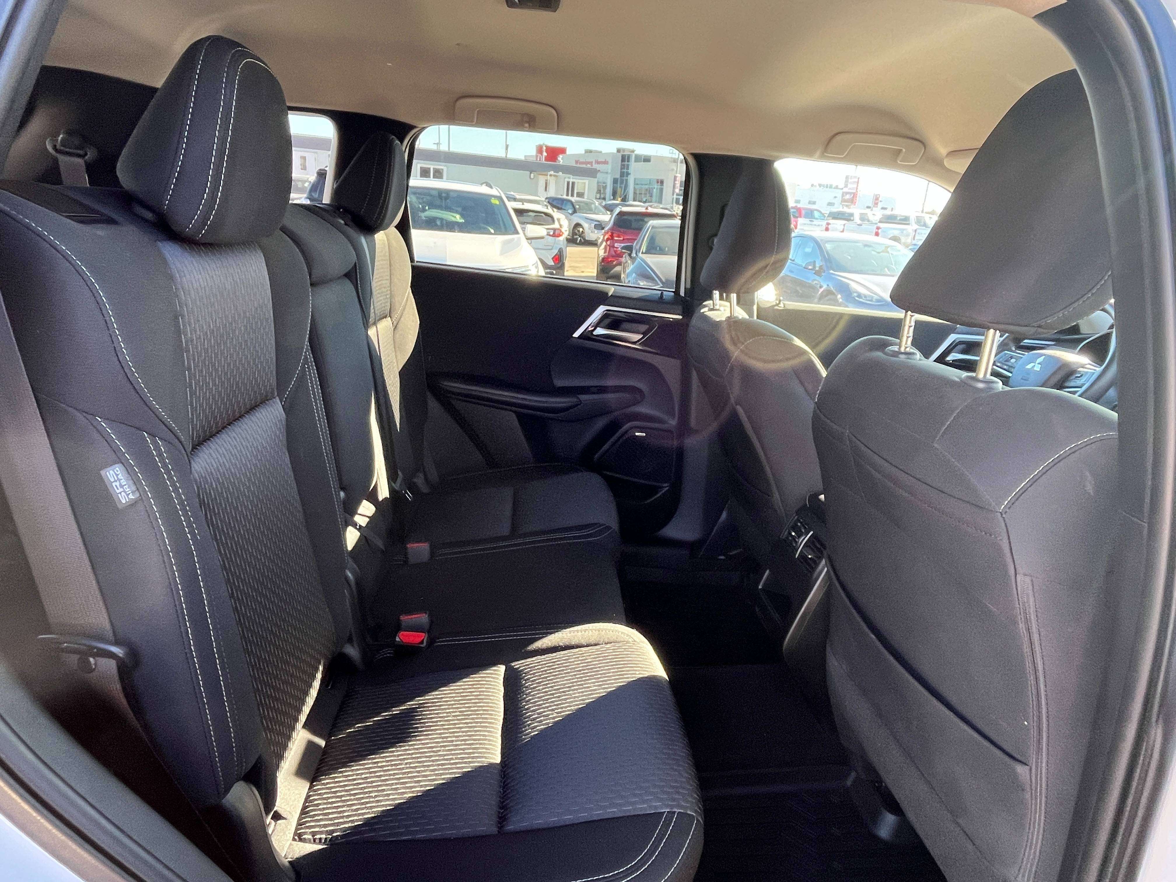 2025 Mitsubishi Outlander