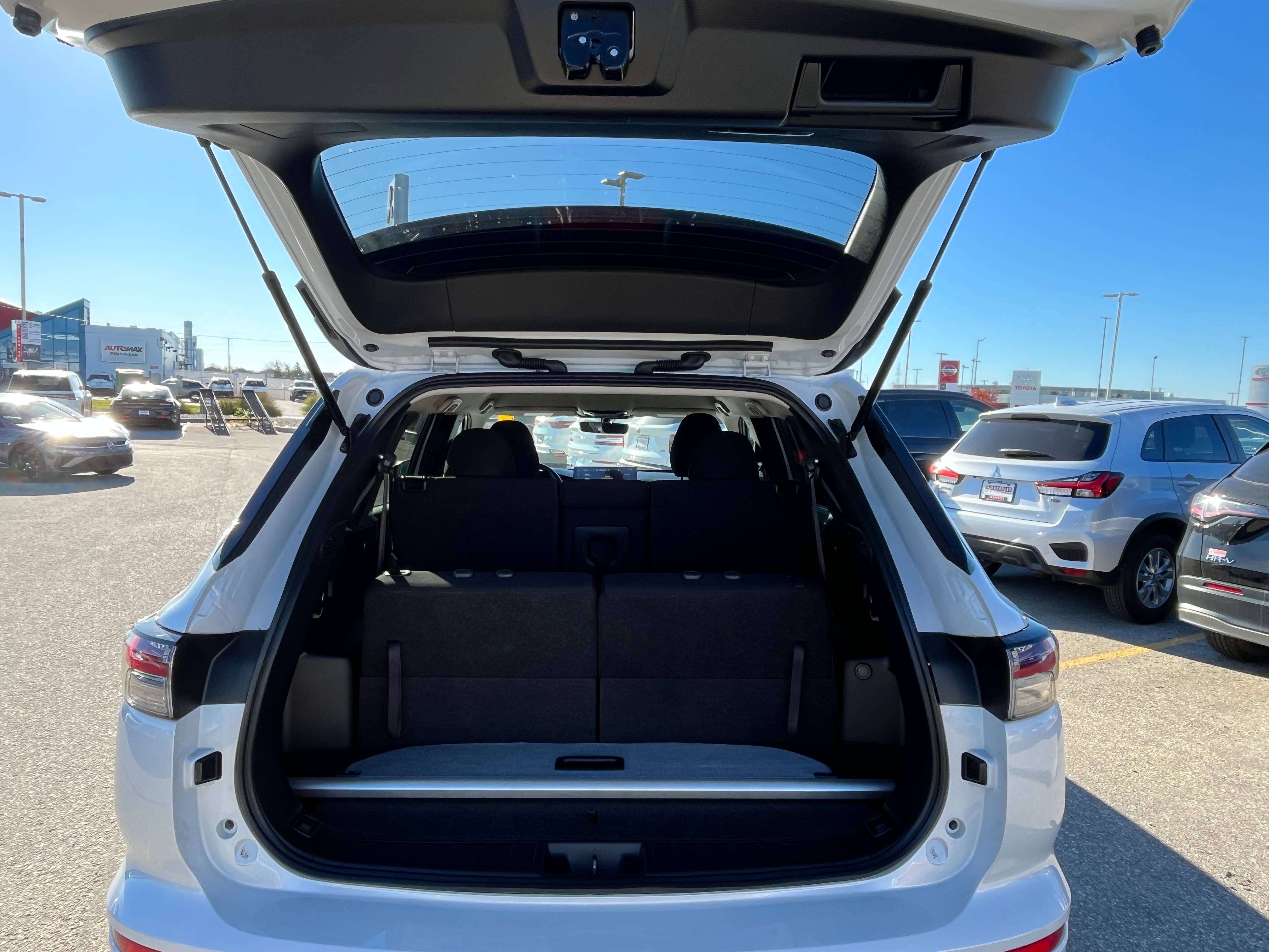 2025 Mitsubishi Outlander