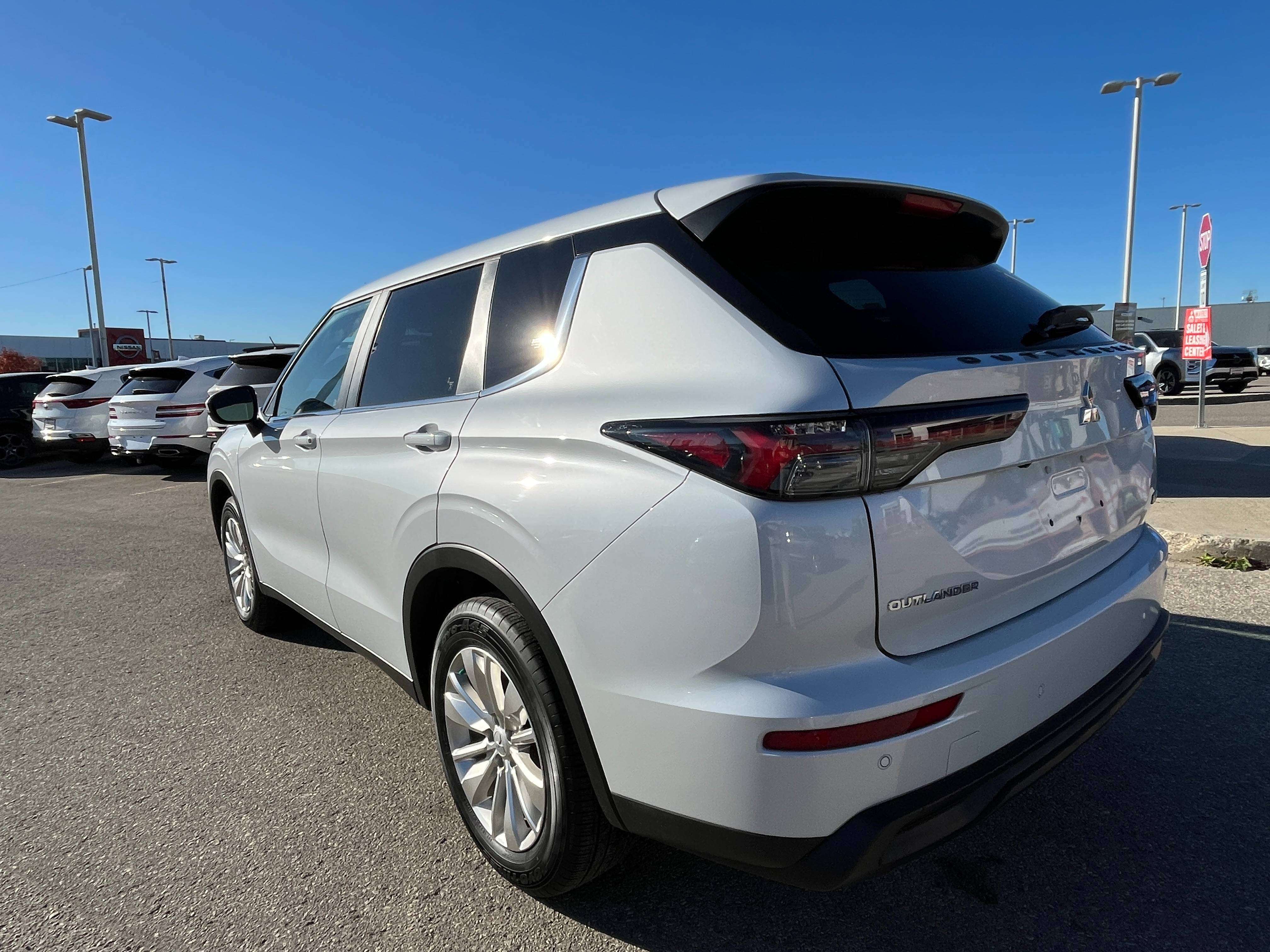2025 Mitsubishi Outlander
