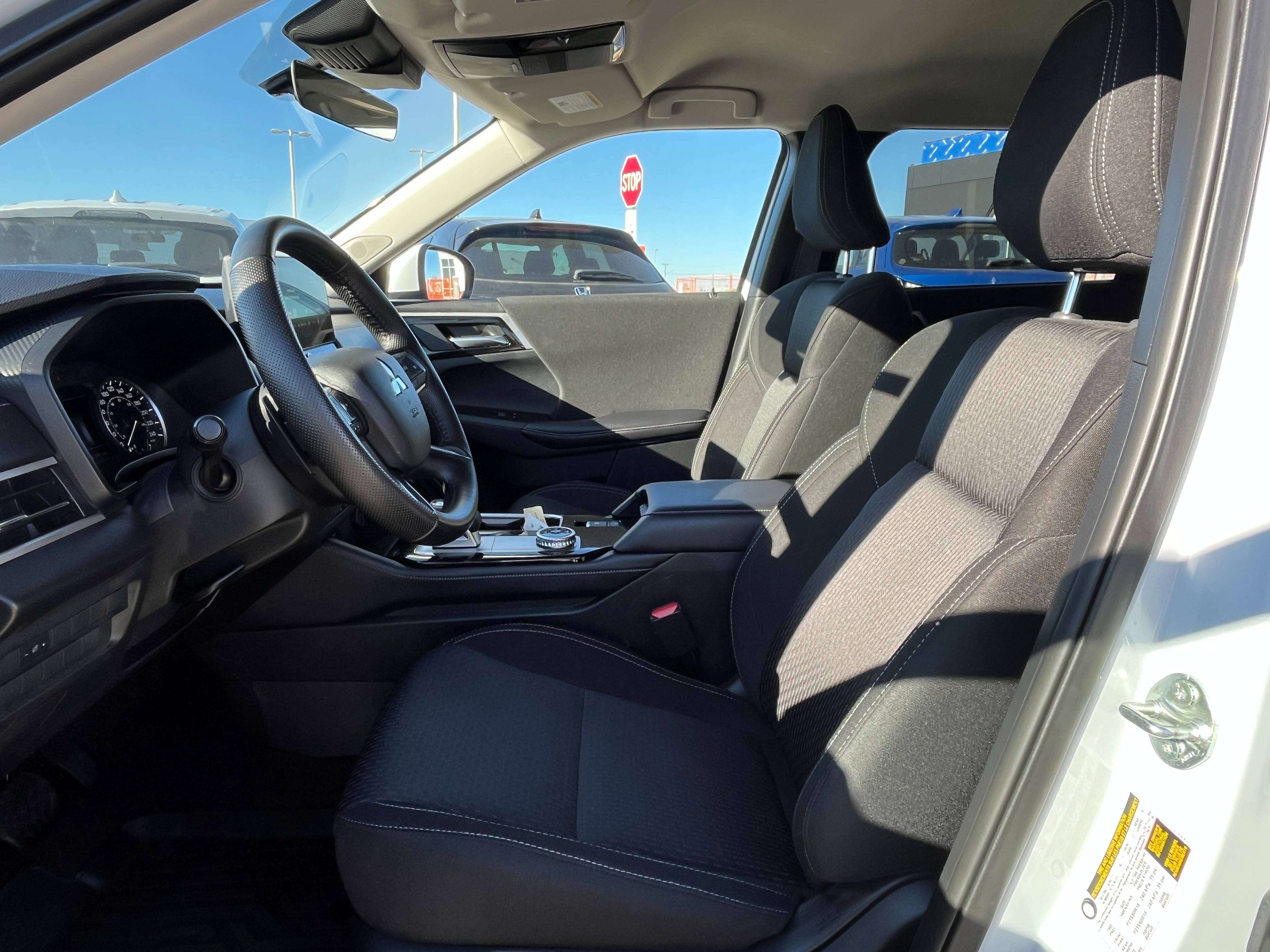 2025 Mitsubishi Outlander