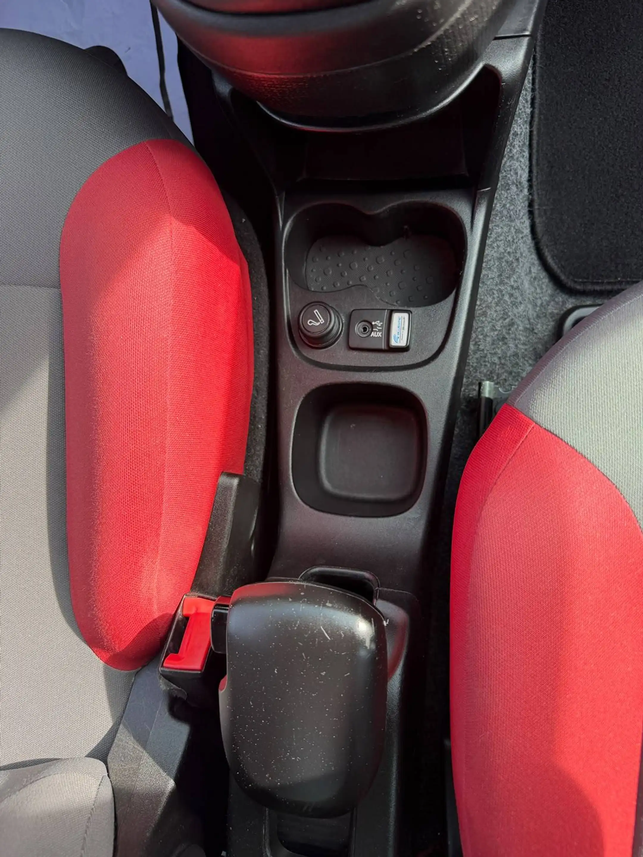 Fiat Panda Lounge*Klimaauto.*Inspektion Neu*Euro5* — photo 15