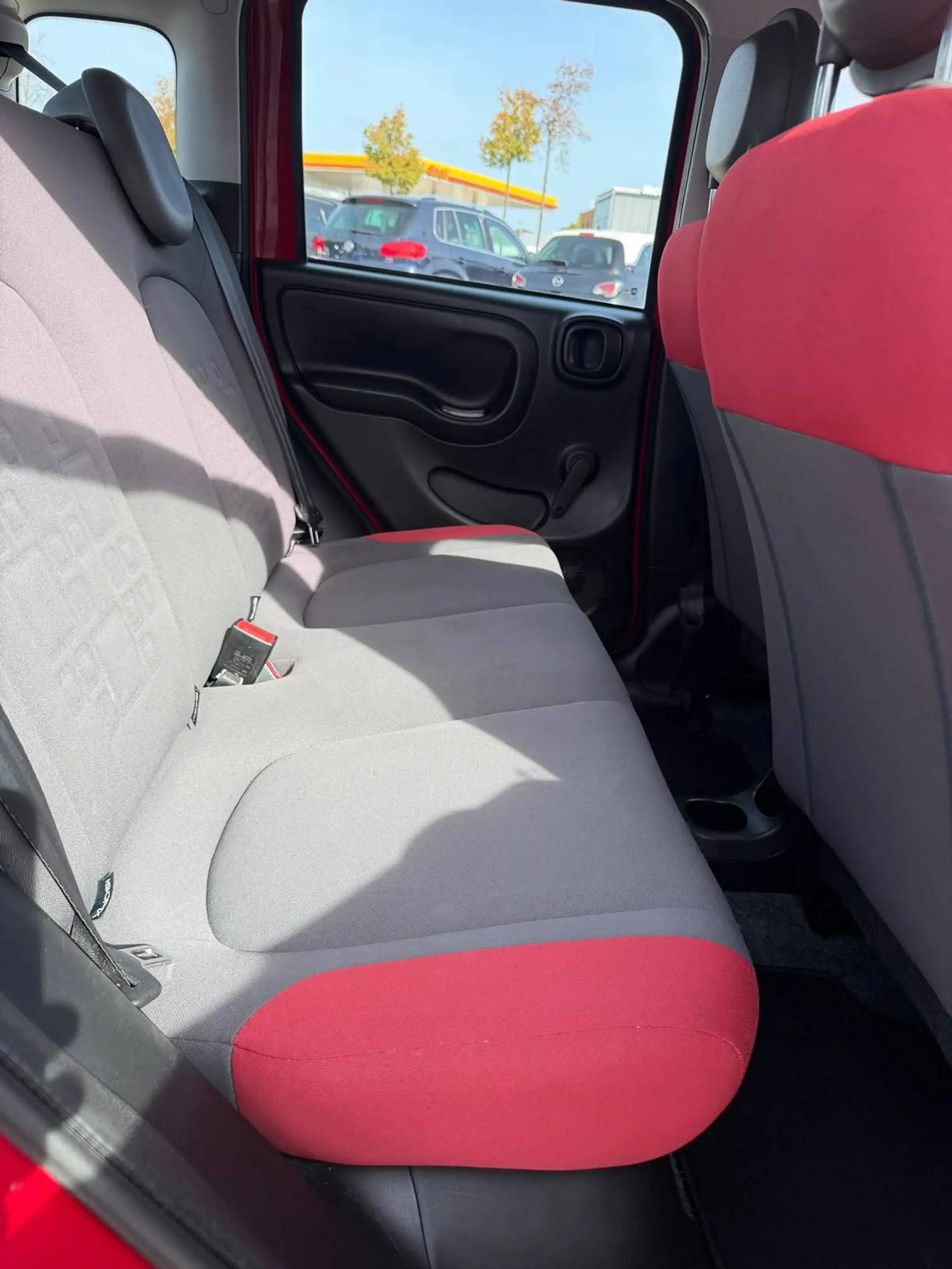 Fiat Panda Lounge*Klimaauto.*Inspektion Neu*Euro5* — photo 12