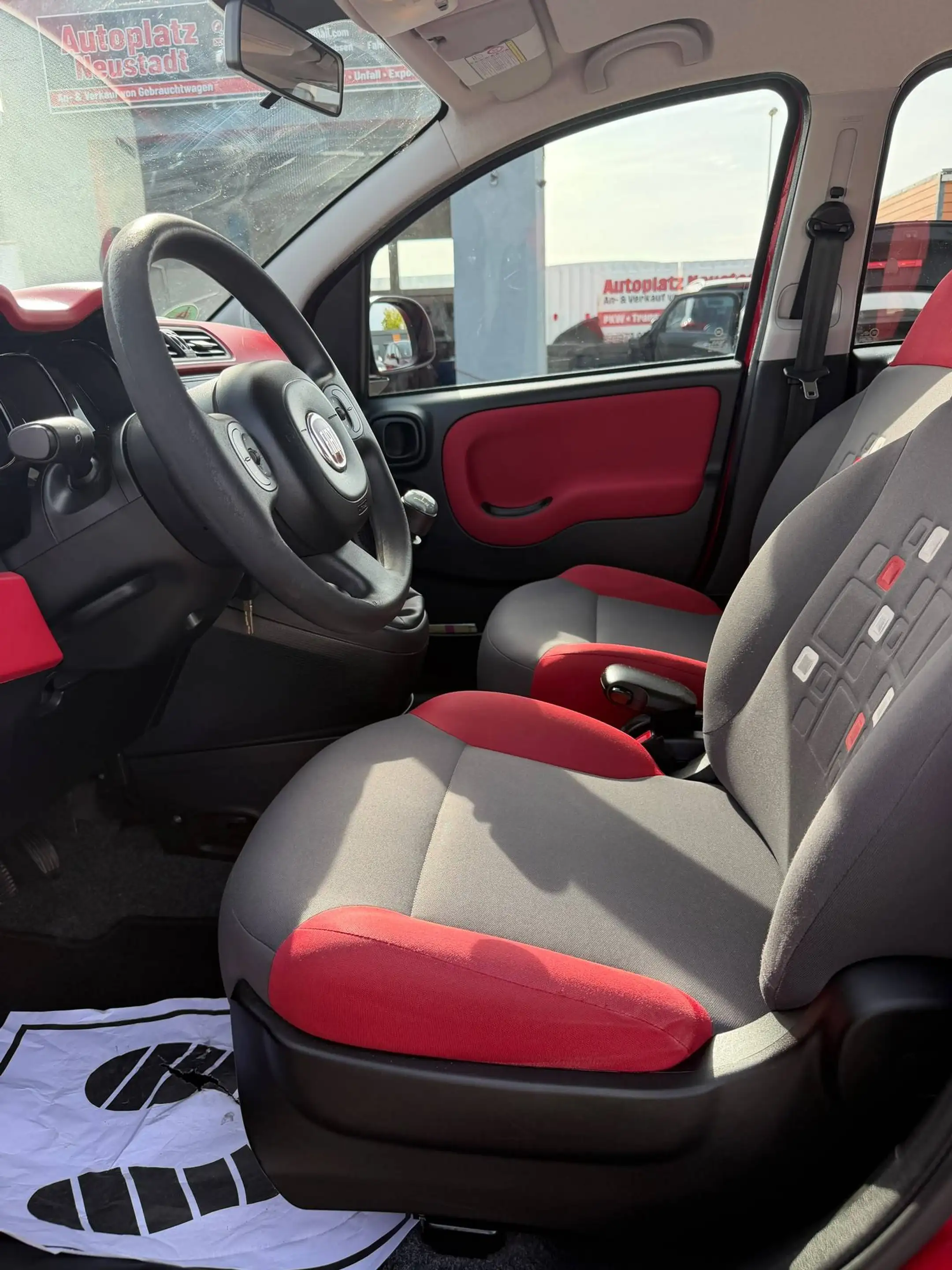 Fiat Panda Lounge*Klimaauto.*Inspektion Neu*Euro5* — photo 9