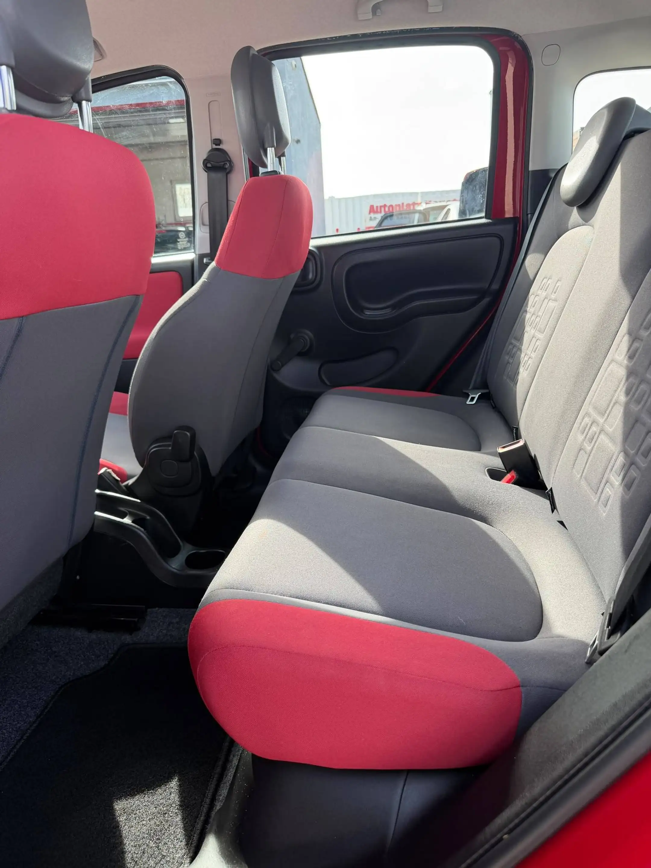 Fiat Panda Lounge*Klimaauto.*Inspektion Neu*Euro5* — photo 11