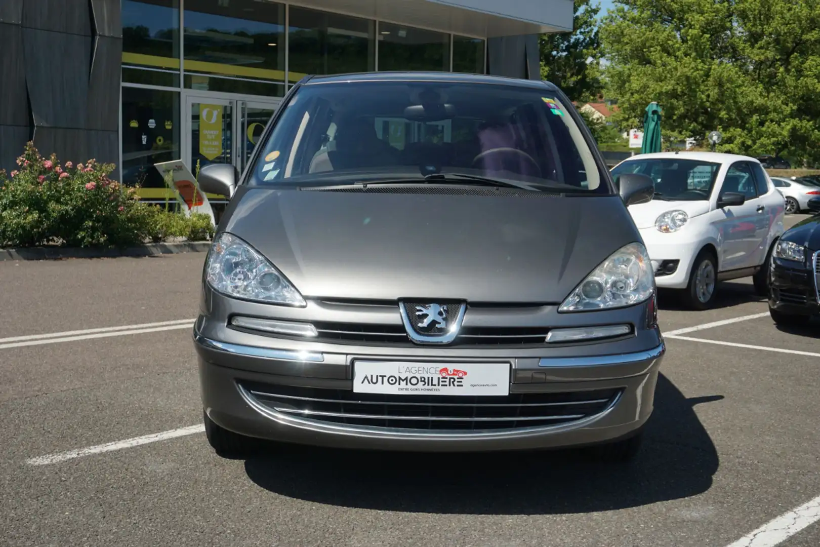 Peugeot 807 2.0 HDI 120 ch Premium 2ème main Gris - 2