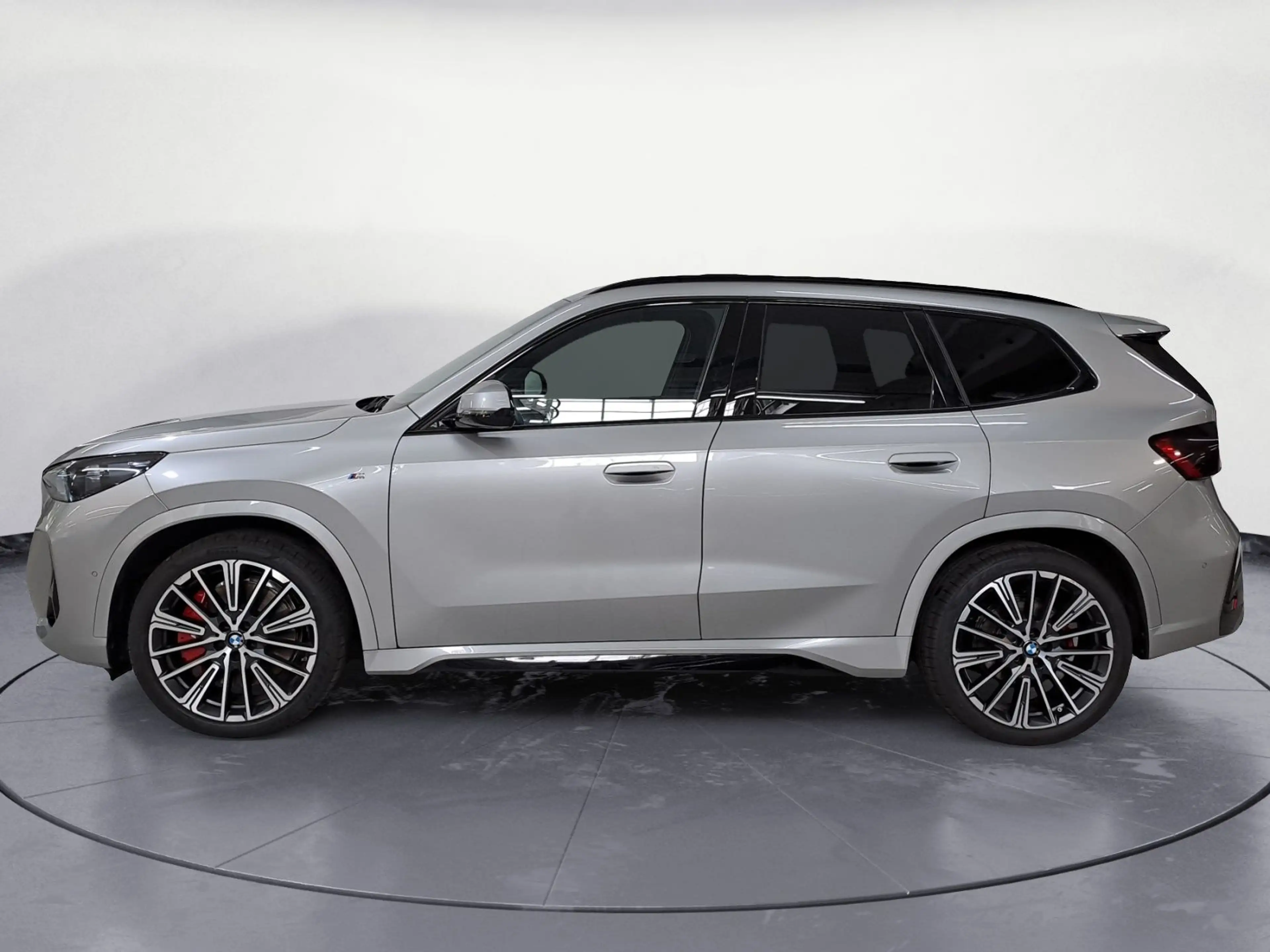 BMW X1 xDrive23i M Sport Pro AHK Pano PremiumPaket 2 — photo 4