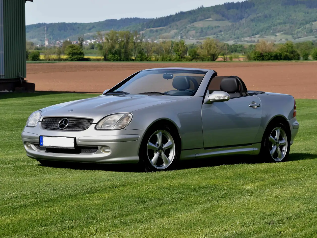 Mercedes-Benz SLK 230