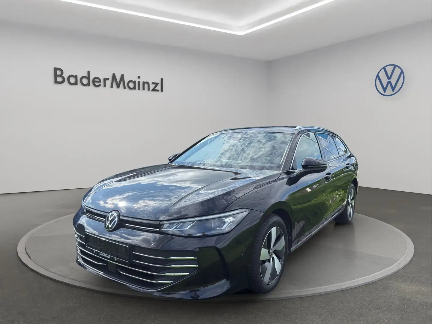 Volkswagen Passat Variant 1.5 eTSI AHK Massage LenkHzg. Business Schwarz - 1