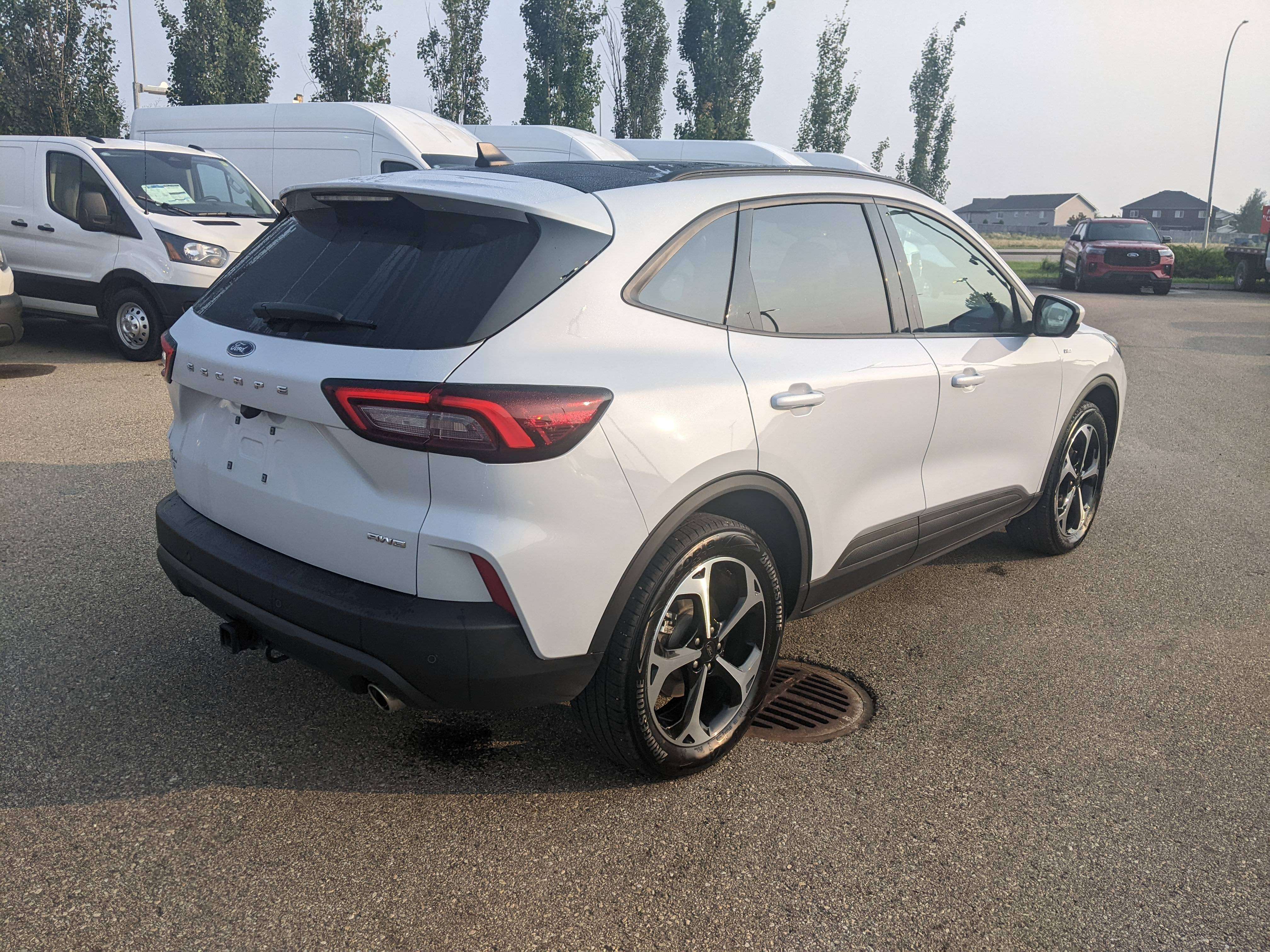 2025 Ford Escape ST-Line Select AWD | 2.0L | TECH PACK 2 — снимка 1