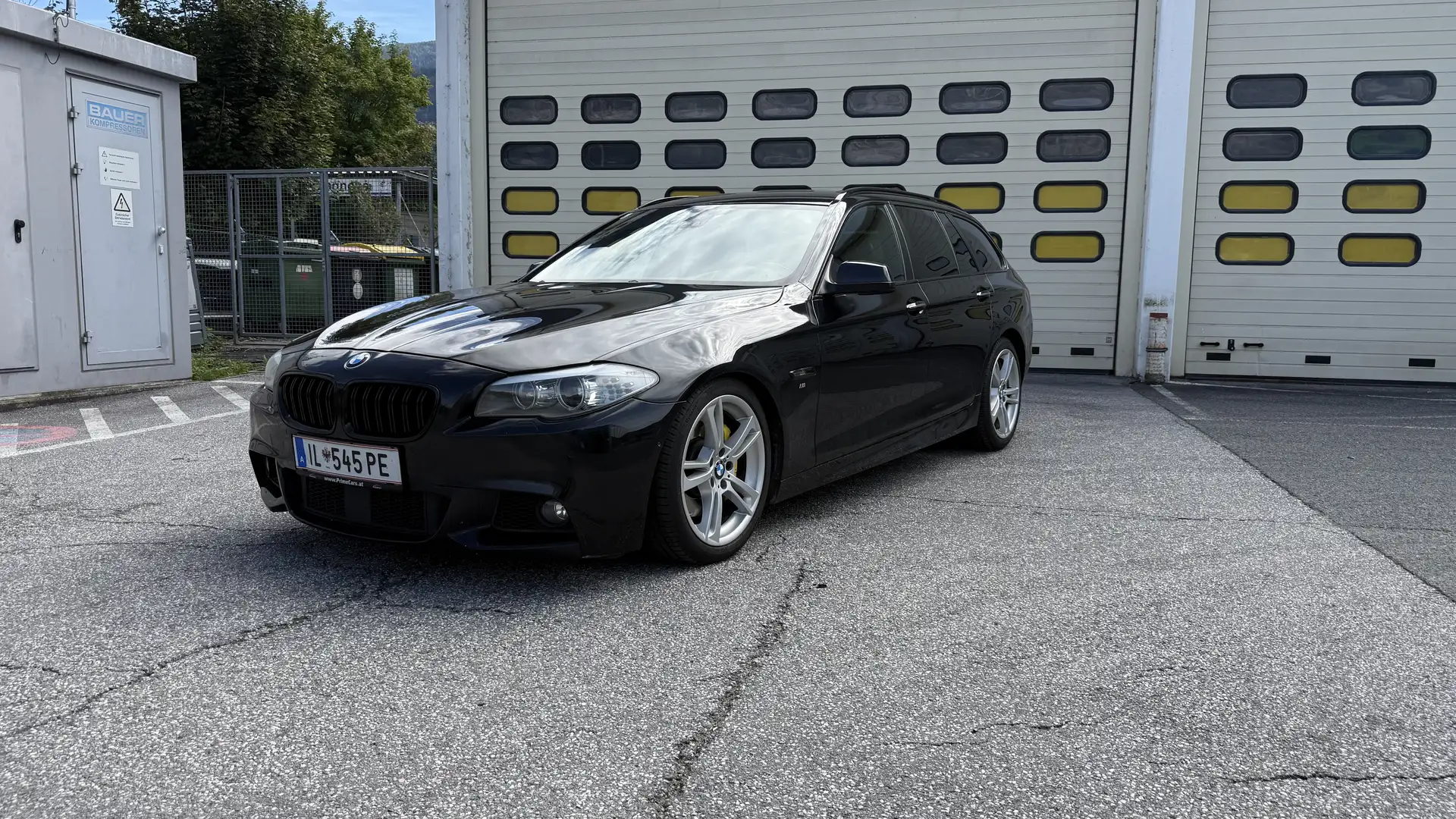 BMW 530 530d xDrive Touring Sport-Aut. - 2
