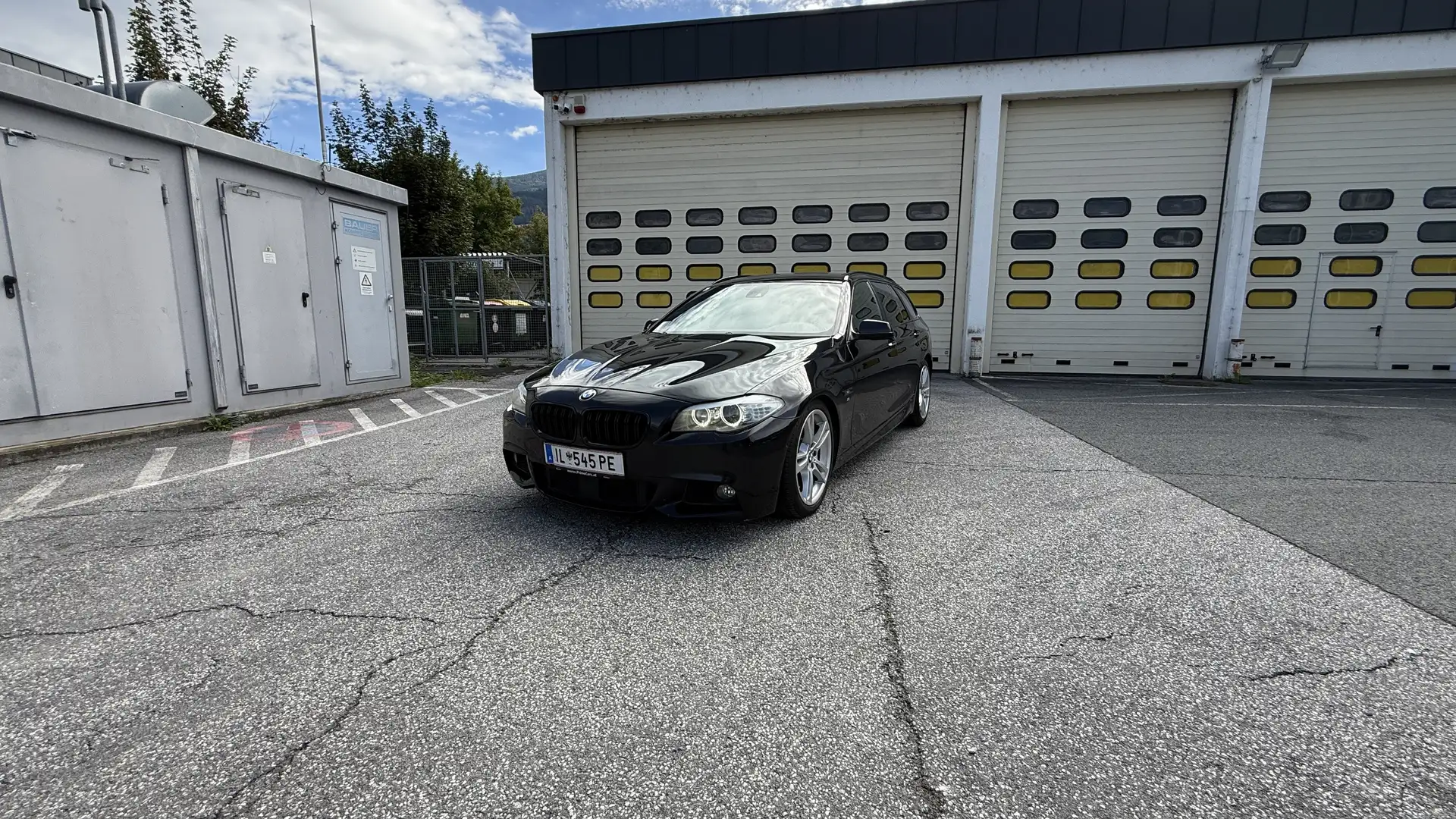 BMW 530 530d xDrive Touring Sport-Aut. - 1