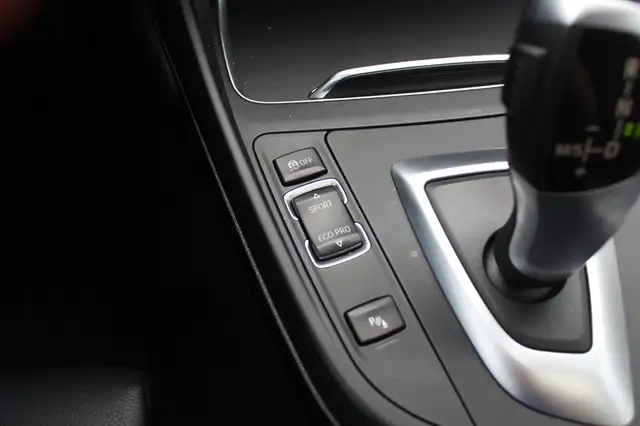 BMW 1 Series view 29