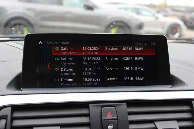 BMW 1 Series view 25