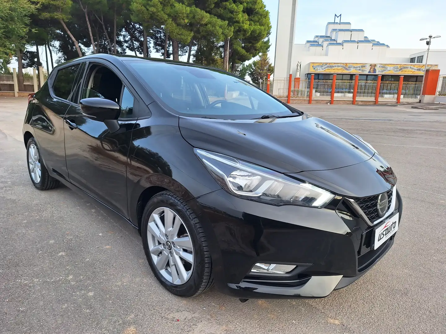 Nissan Micra 1.0 Acenta 100cv xtronic AUTOMATICA 2020 Nero - 2