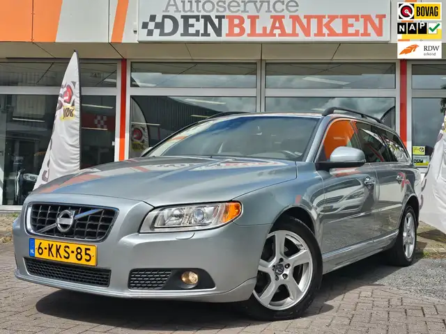Volvo V70 1.6 T4 Nordic Automaat BJ.2013 / Navi / Leder / Xe