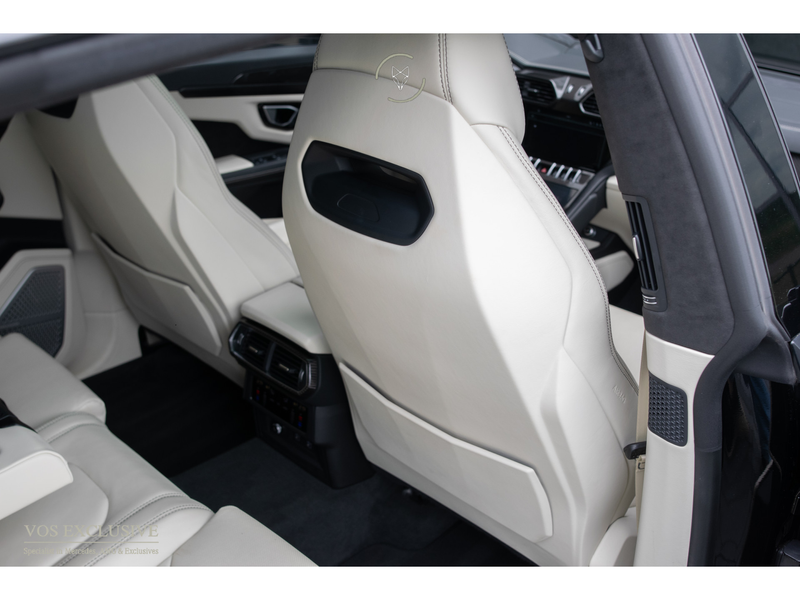 Lamborghini Urus 4.0 V8 BTW Full Carbon in- & exterieur|B&O Advance — photo 40