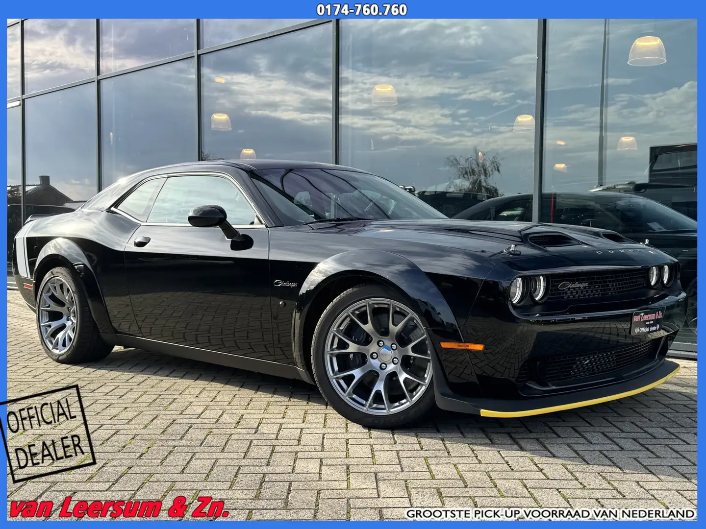 Dodge Challenger SRT Hellcat Redeye Black Ghost 1 van 300 Zwart - 1
