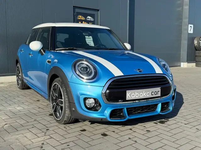 MINI Cooper 1.5 // KIT JHON WORKS // BOITE AUTO // CUIR // GPS