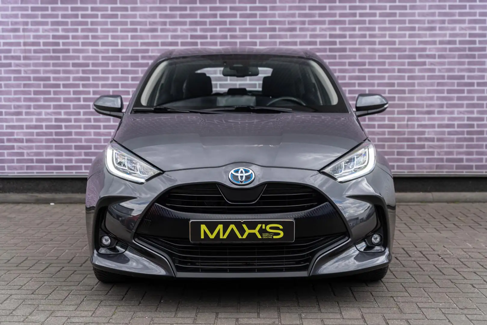 Toyota Yaris 1.5 Hybrid Dynamic | Adaptive Cruise Control | Vol Grijs - 2