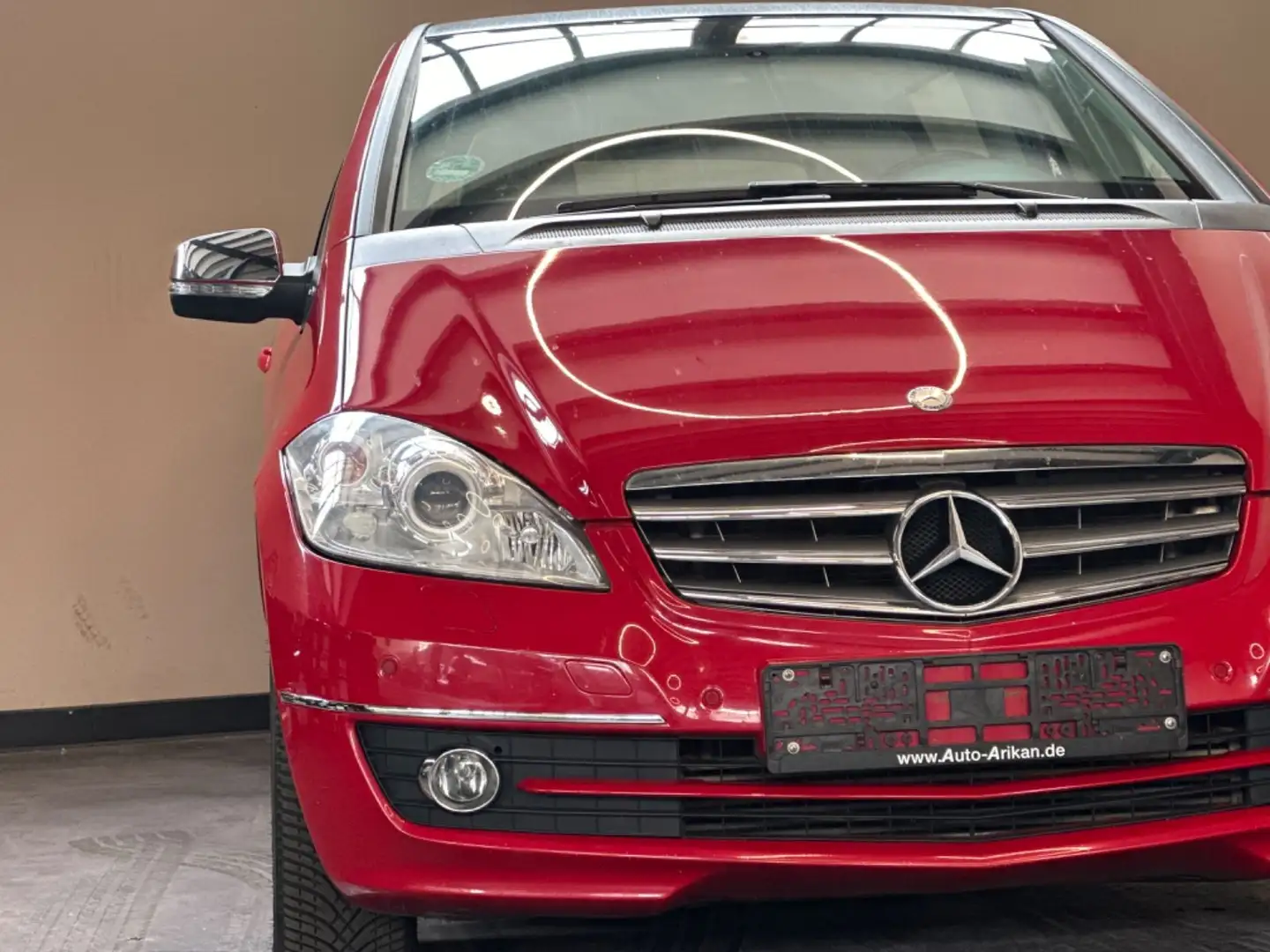 Mercedes-Benz A 180 CDI Aus 1.Hand Xenon/Klima/Facelift Roşu - 2
