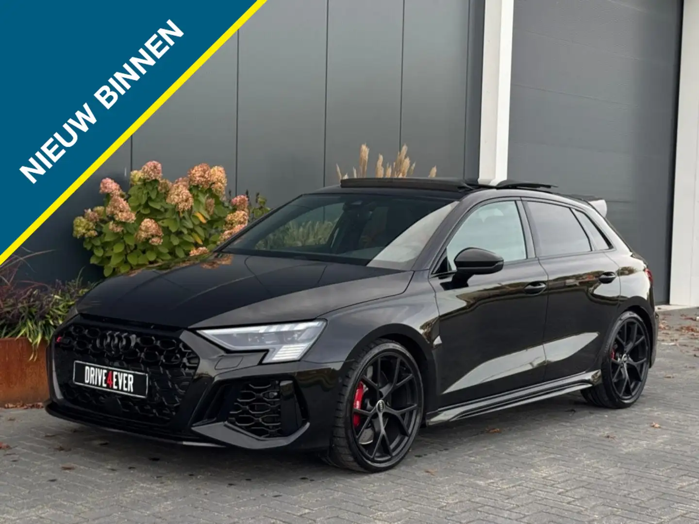 Audi RS3 Sportback 2.5 TFSI RS 3 quatt. PANO HUD GARANTIE N Noir - 1