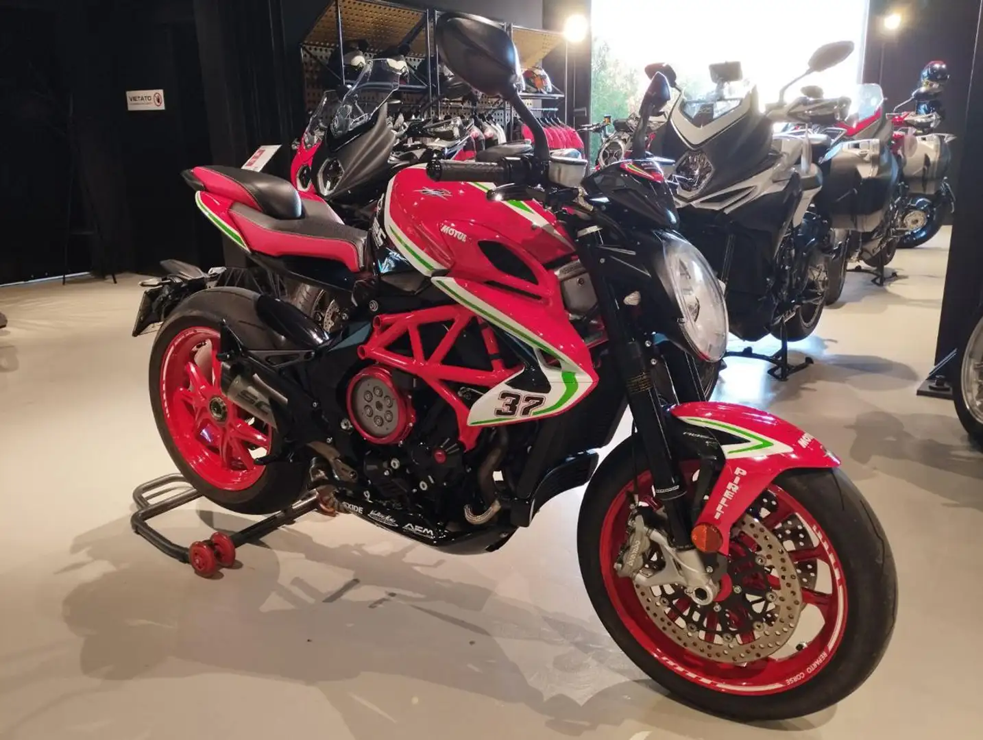 MV Agusta Brutale 800 BRUTALE 800 RC Rood - 2