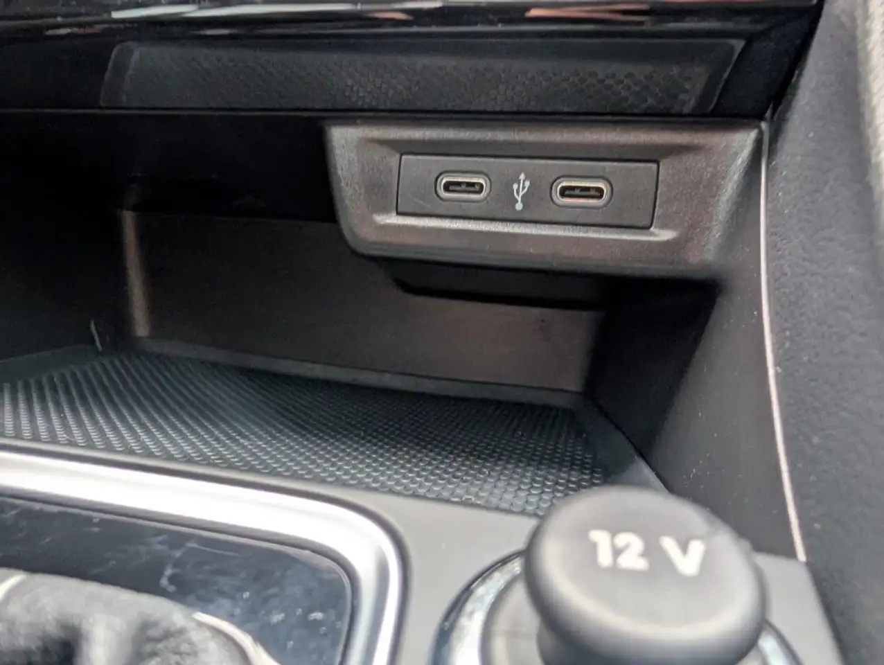 Volkswagen Jetta снимка Volkswagen Jetta