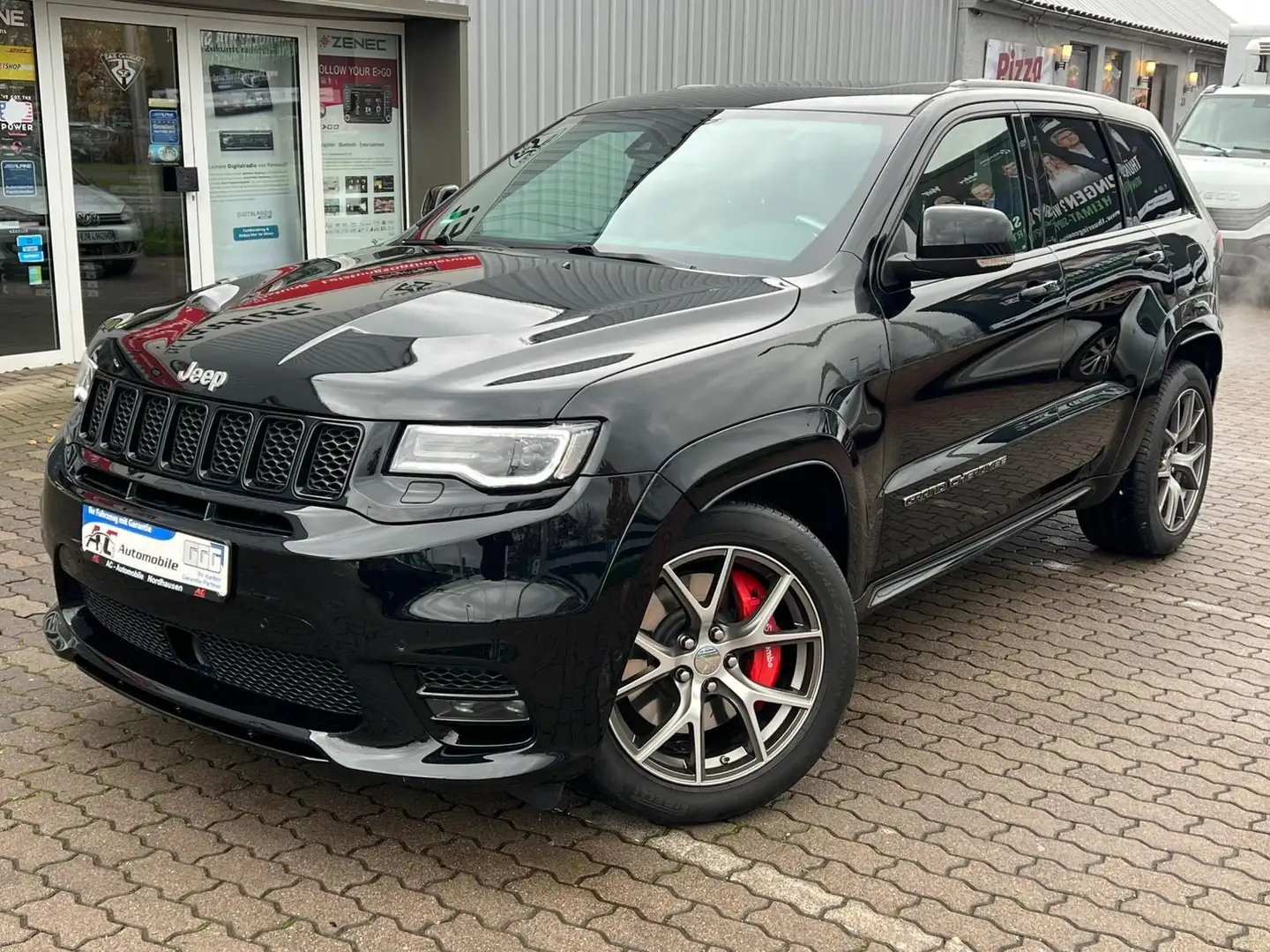 Jeep Grand Cherokee 6.4 V8 HEMI SRT Schwarz - 1