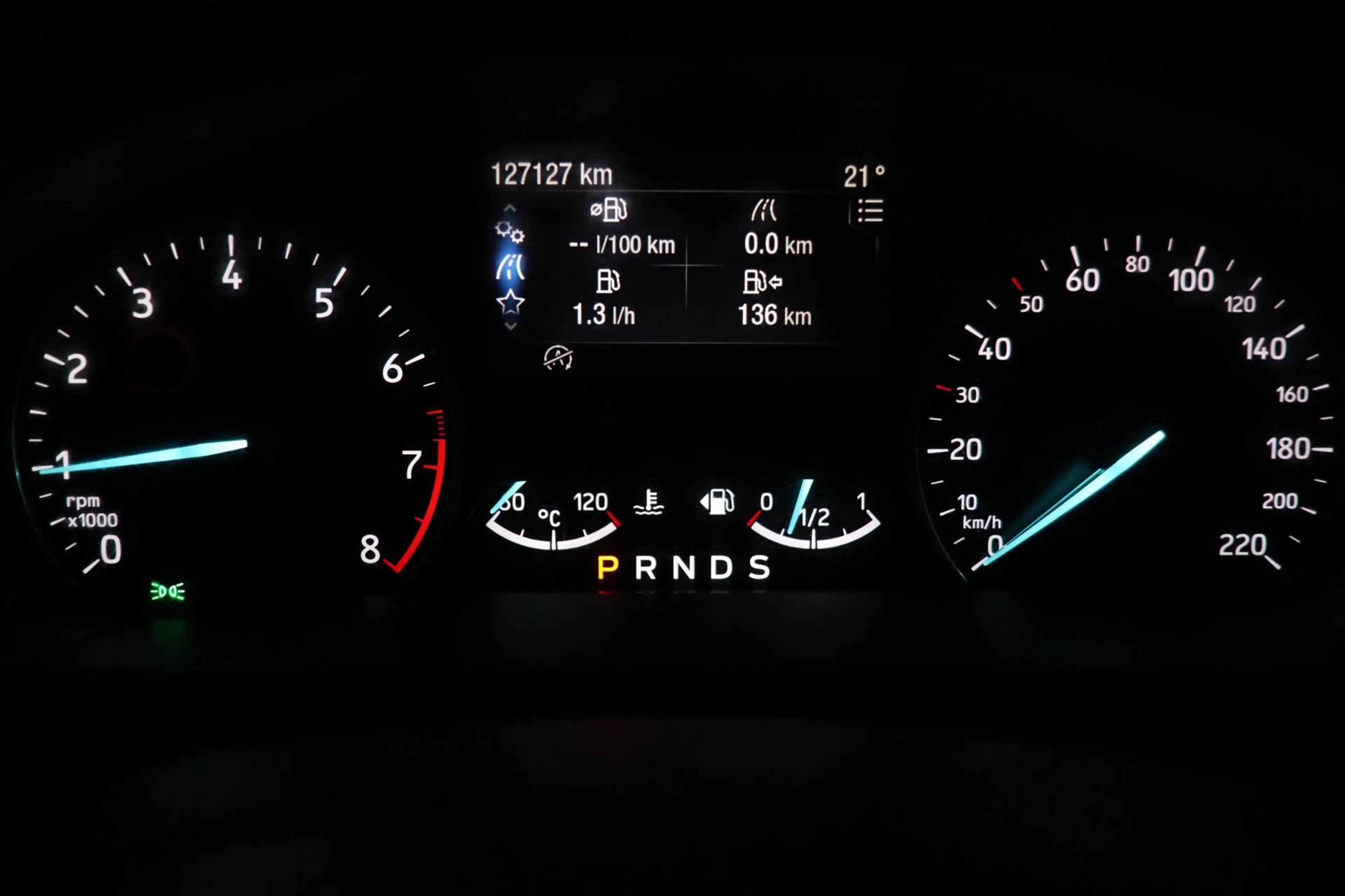 Ford EcoSport 1.0 EcoBoost ST-Line Black / PANO / KEYLESS / CAME — photo 7