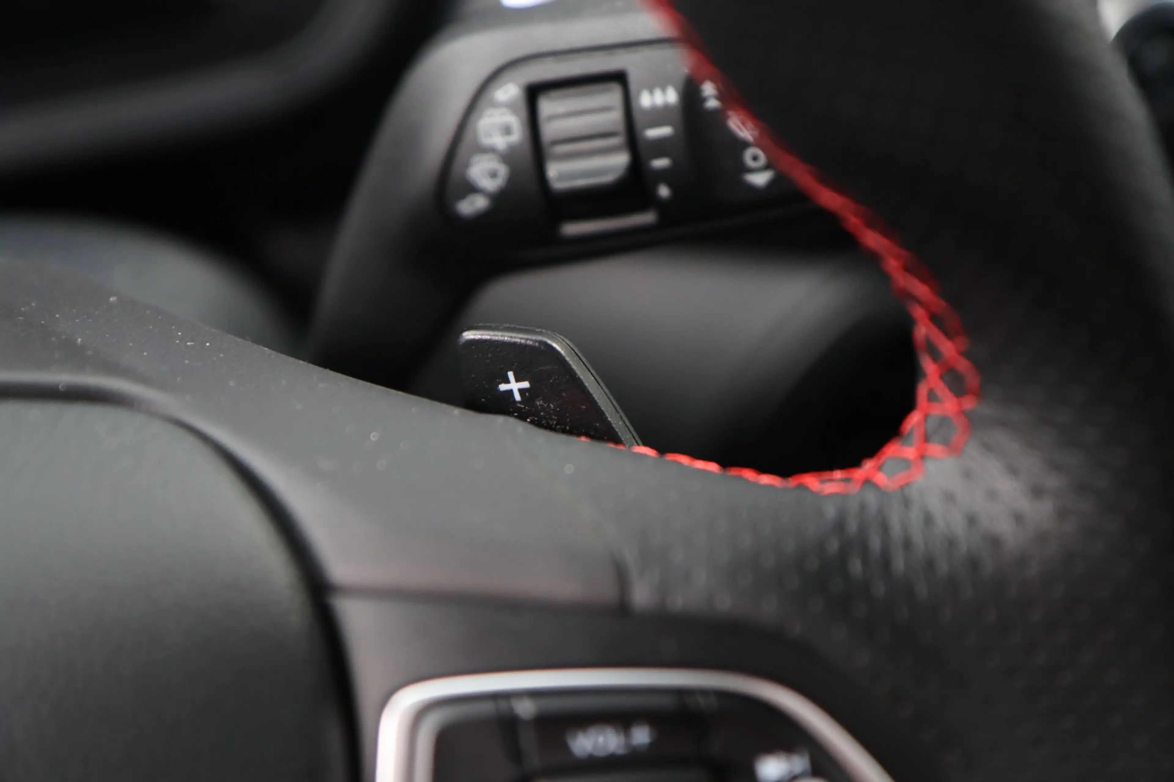 Ford EcoSport 1.0 EcoBoost ST-Line Black / PANO / KEYLESS / CAME — photo 10