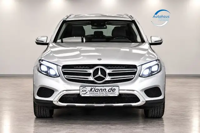 Mercedes-Benz GLC view 2