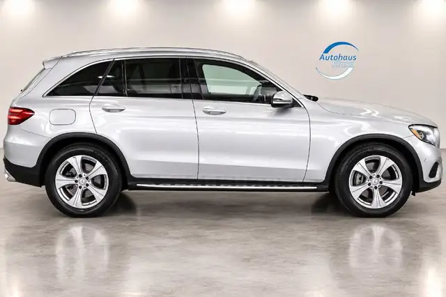 Mercedes-Benz GLC view 5
